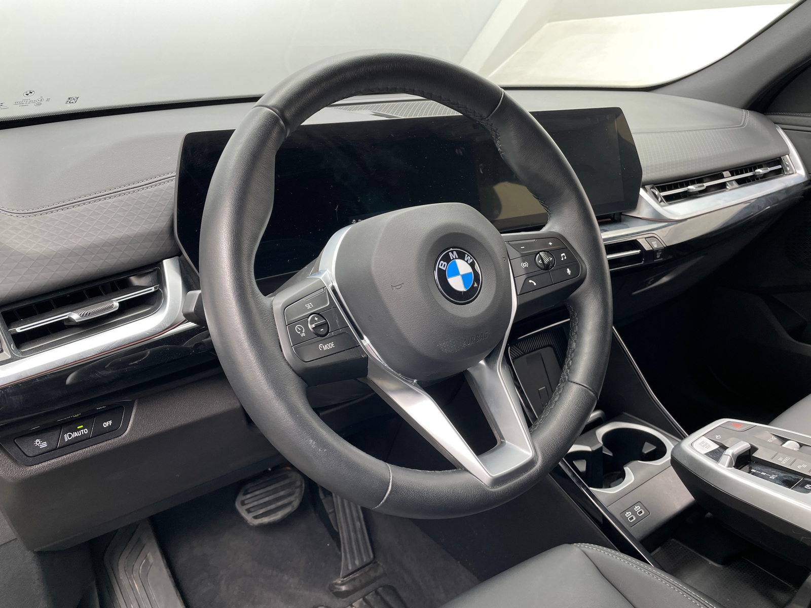 Thumbnail: 2025 BMW X2 - 4