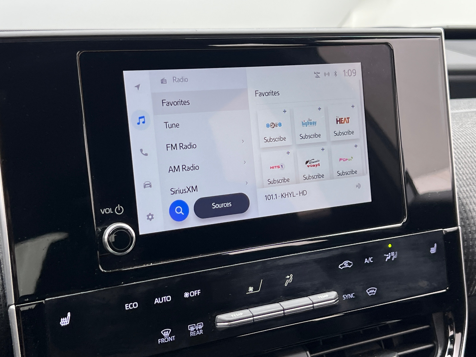 Thumbnail: 2023 Subaru Solterra - 4