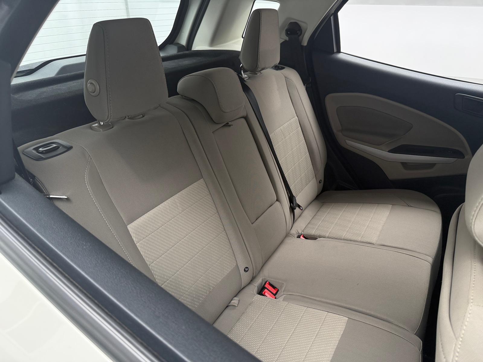 Thumbnail: 2020 Ford EcoSport - 6