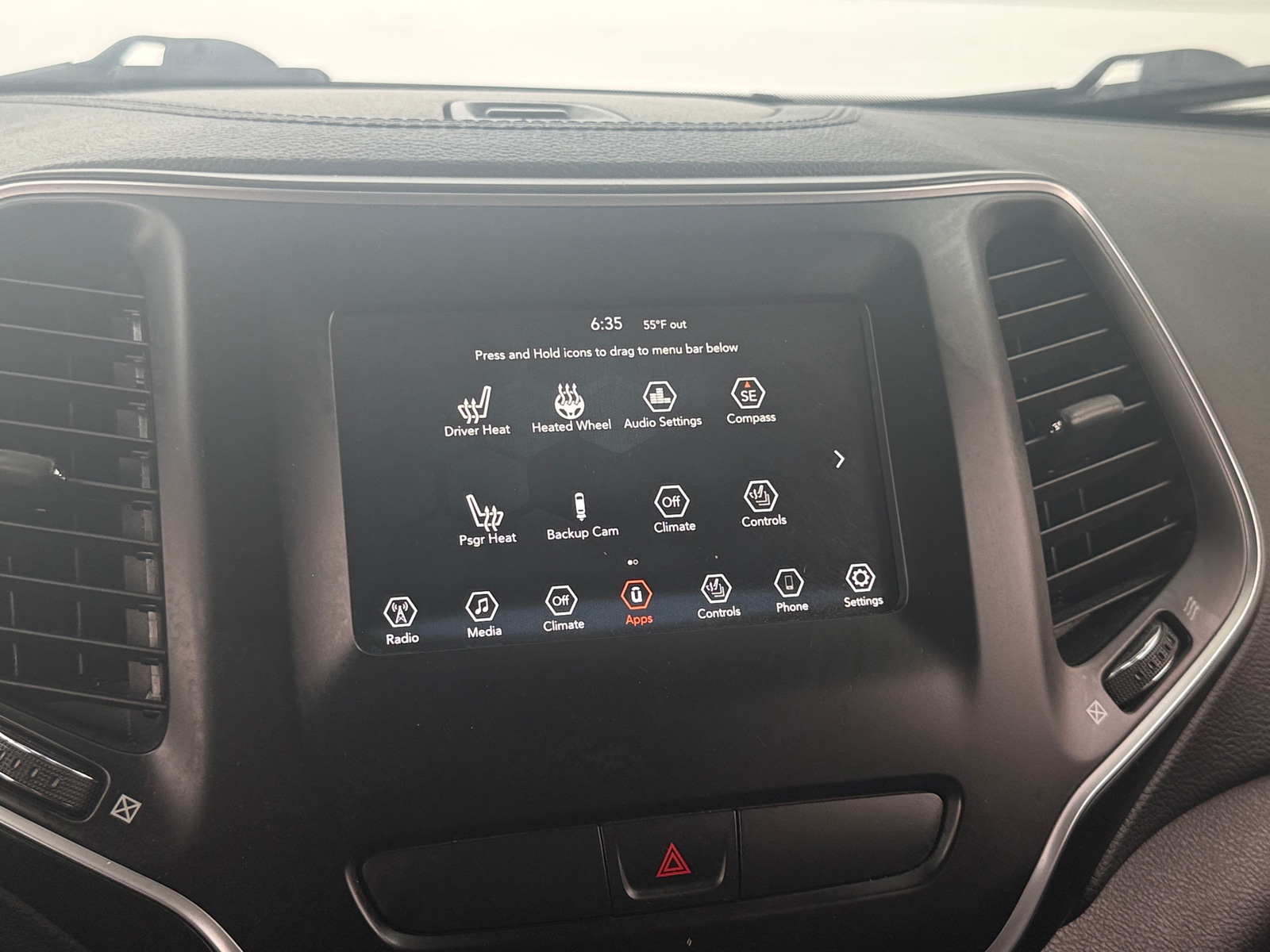 Thumbnail: 2019 Jeep Cherokee - 4