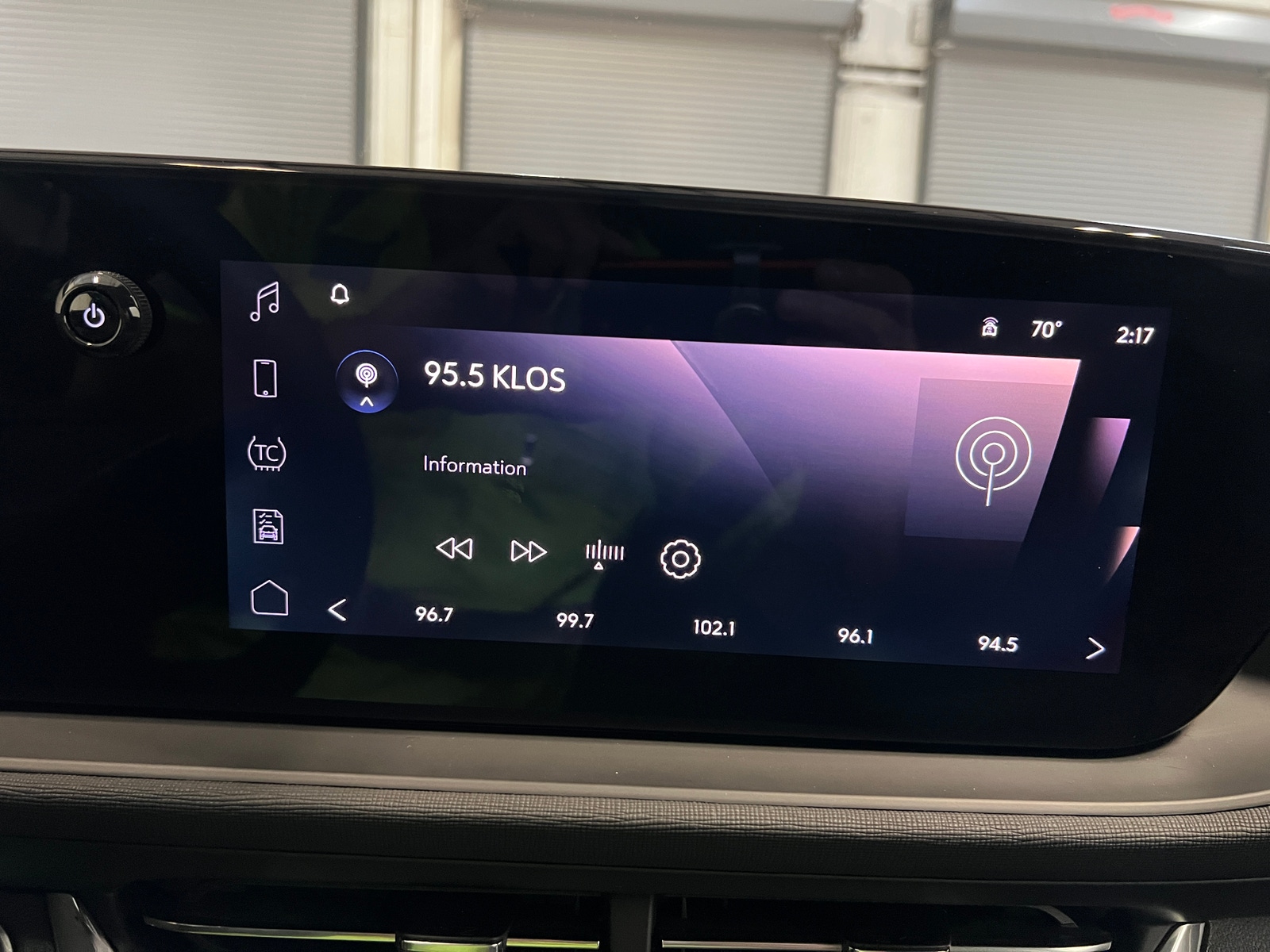 Thumbnail: 2025 Buick Envista - 3