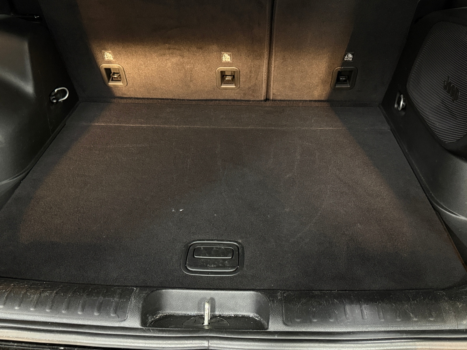 Thumbnail: 2019 Jeep Cherokee - 6