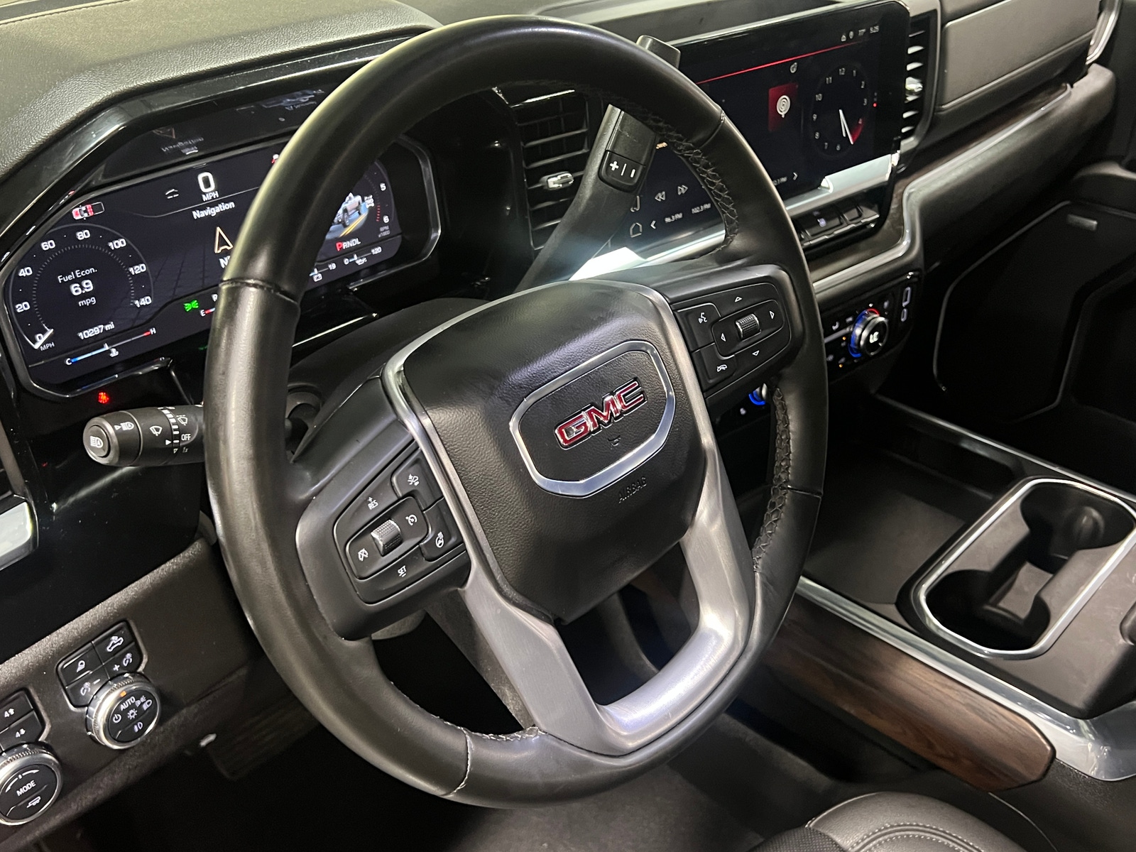 Thumbnail: 2024 GMC Sierra 2500 - 4