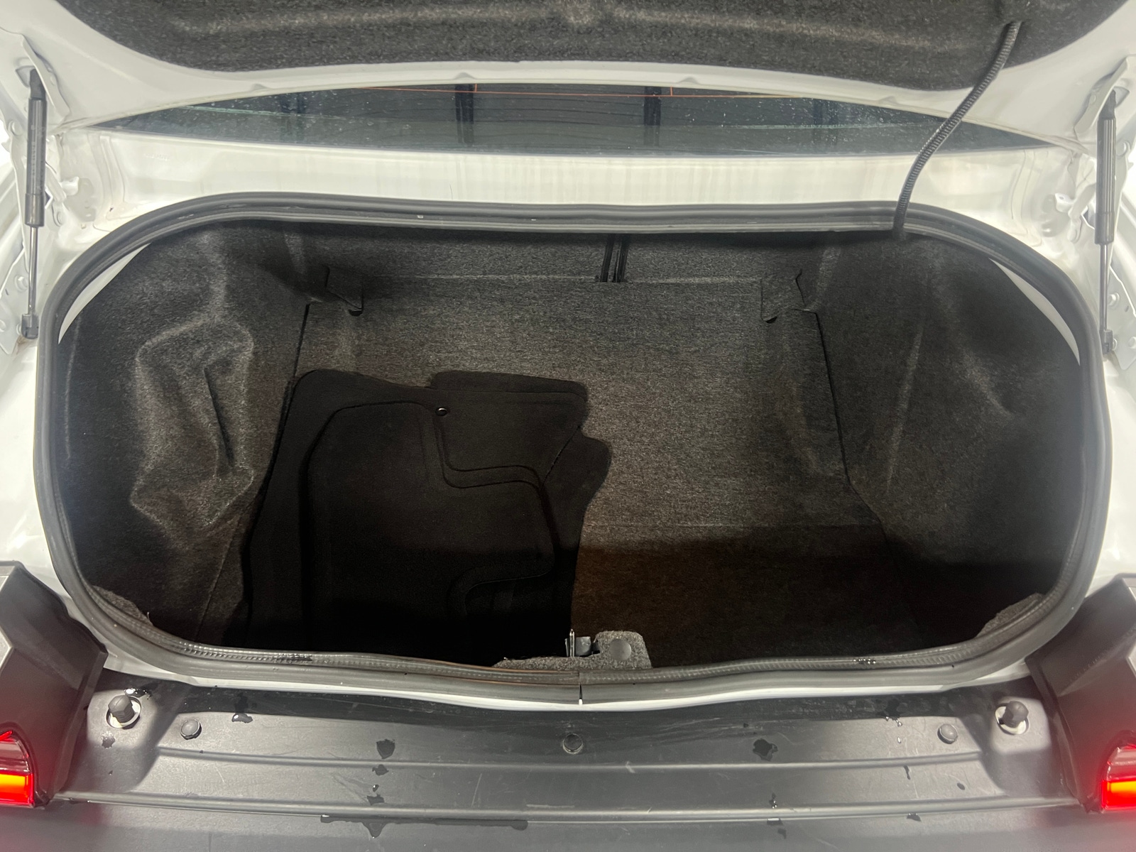 Thumbnail: 2022 Dodge Challenger - 5