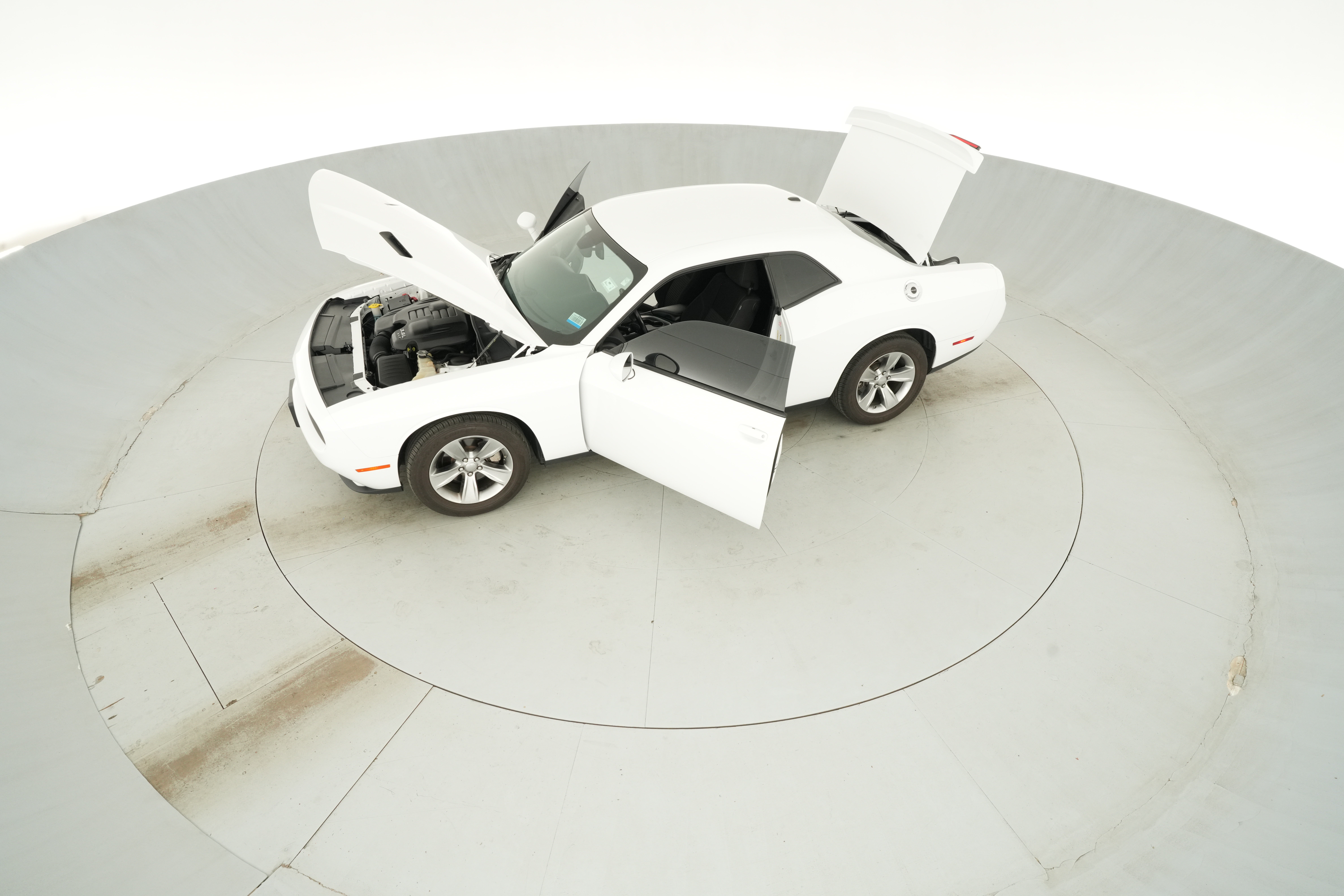 2022 Dodge Challenger SXT - Photo 33