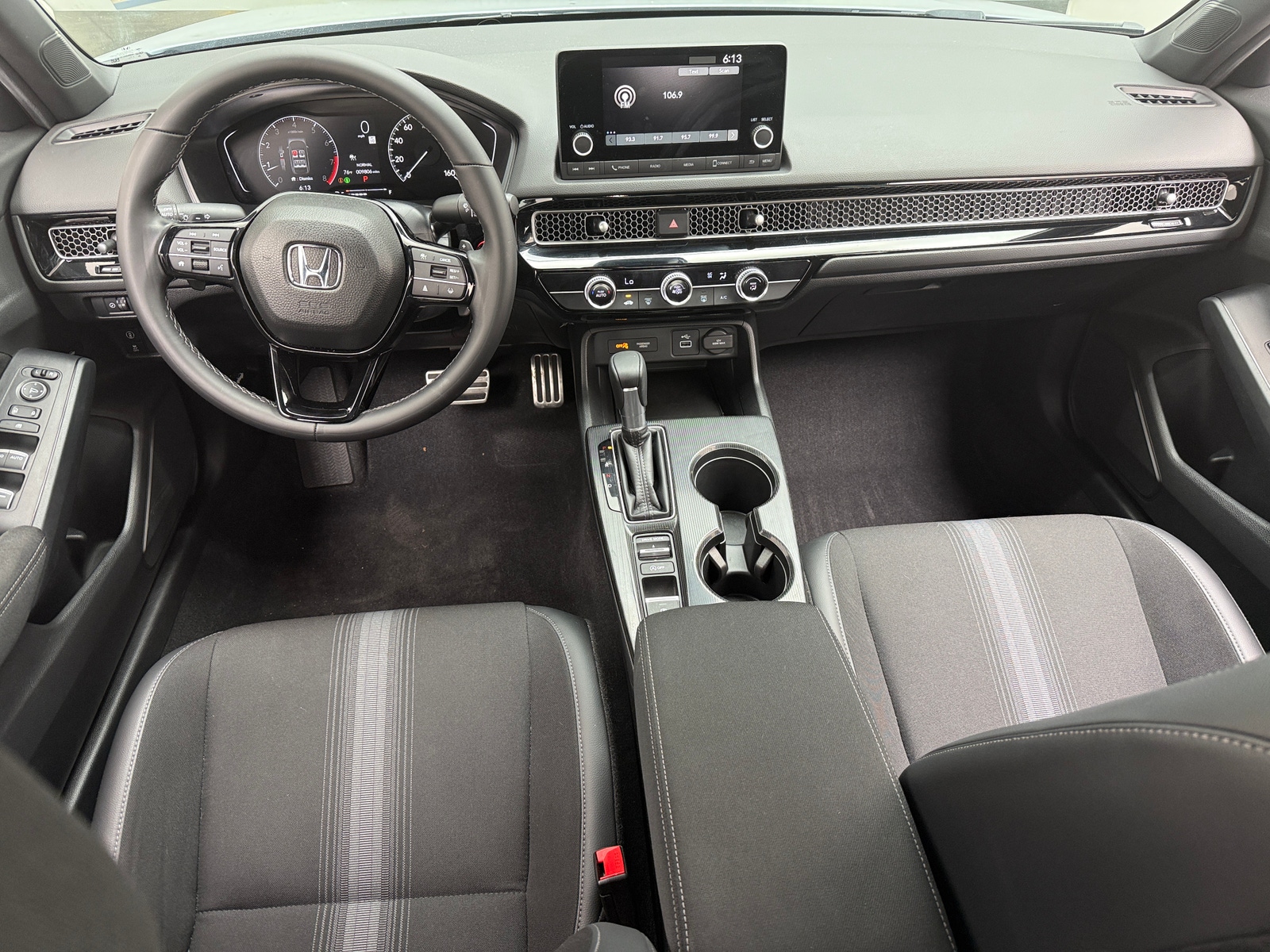 Thumbnail: 2024 Honda Civic - 3