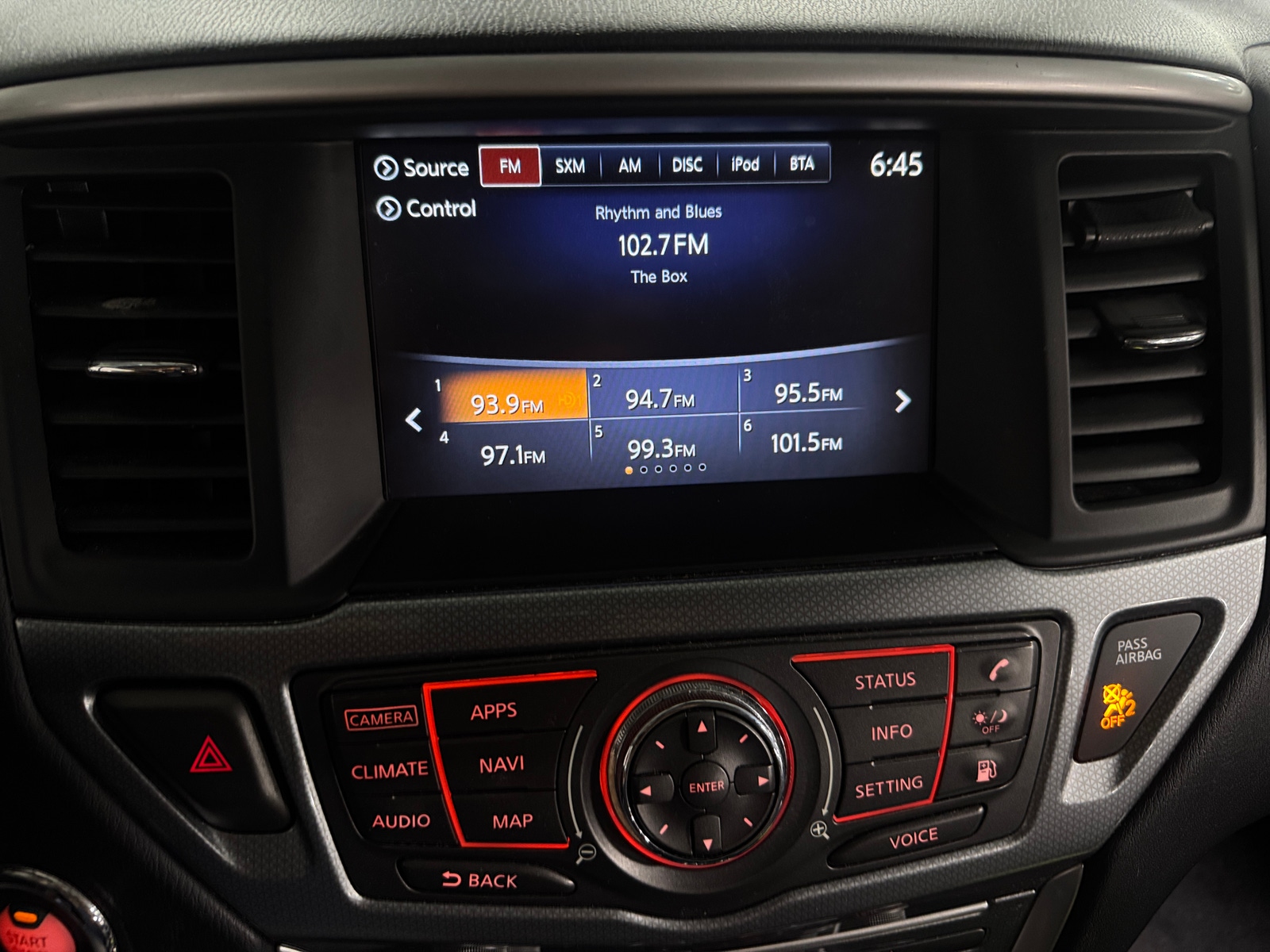 Thumbnail: 2019 Nissan Pathfinder - 3