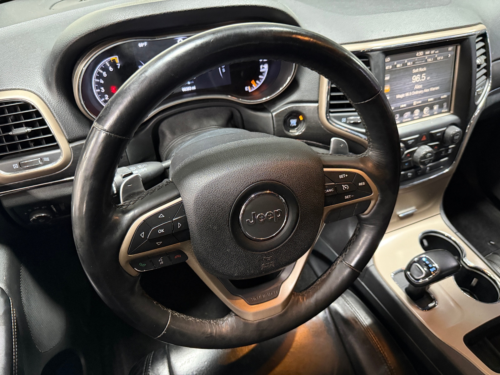 Thumbnail: 2015 Jeep Grand Cherokee - 4