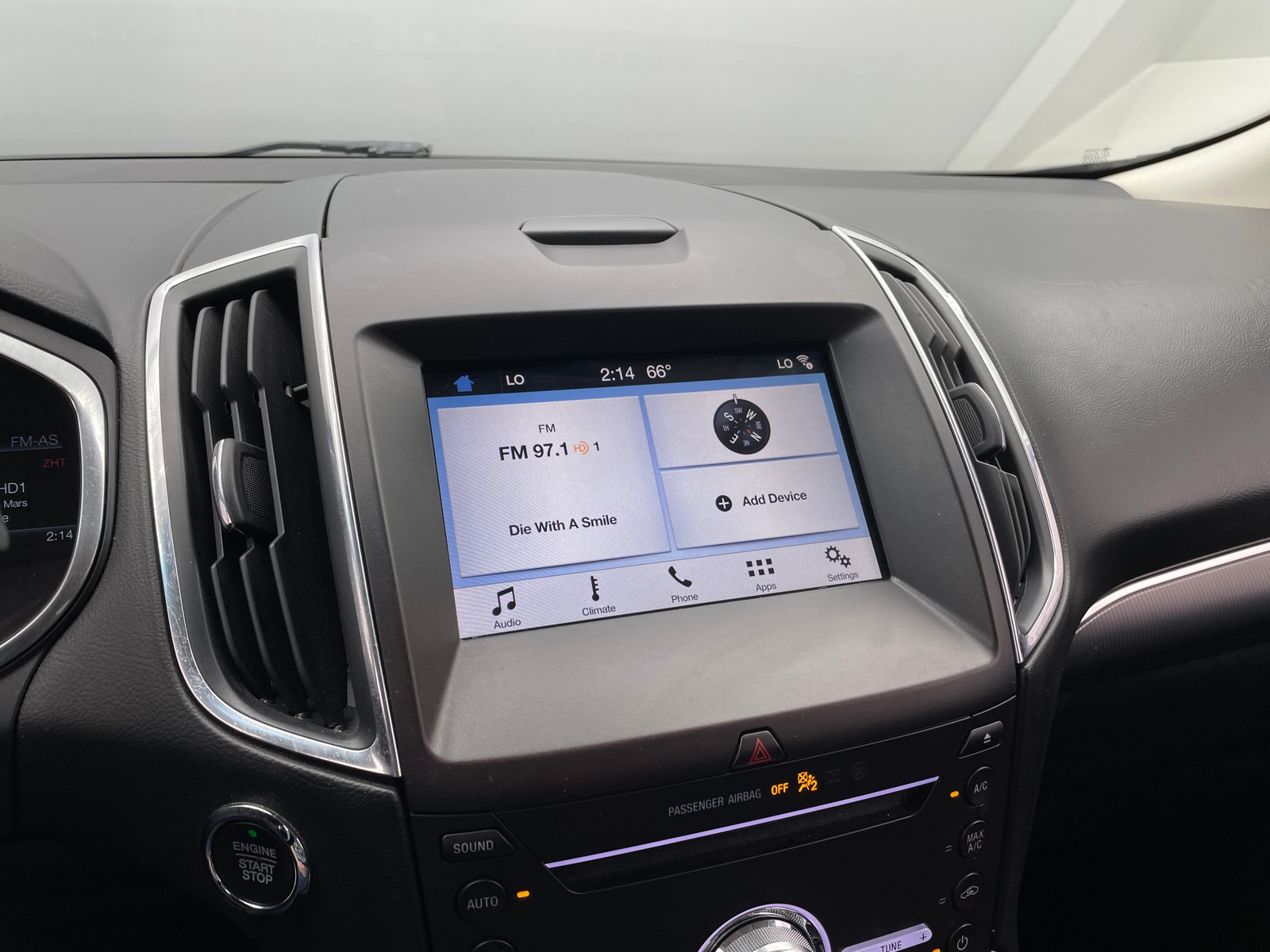 Thumbnail: 2019 Ford Edge - 3