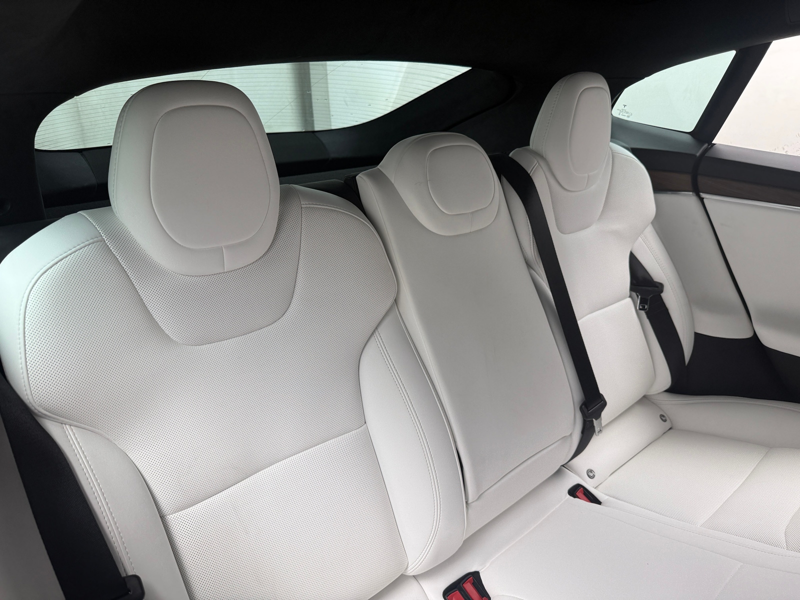 Thumbnail: 2022 Tesla Model S - 5