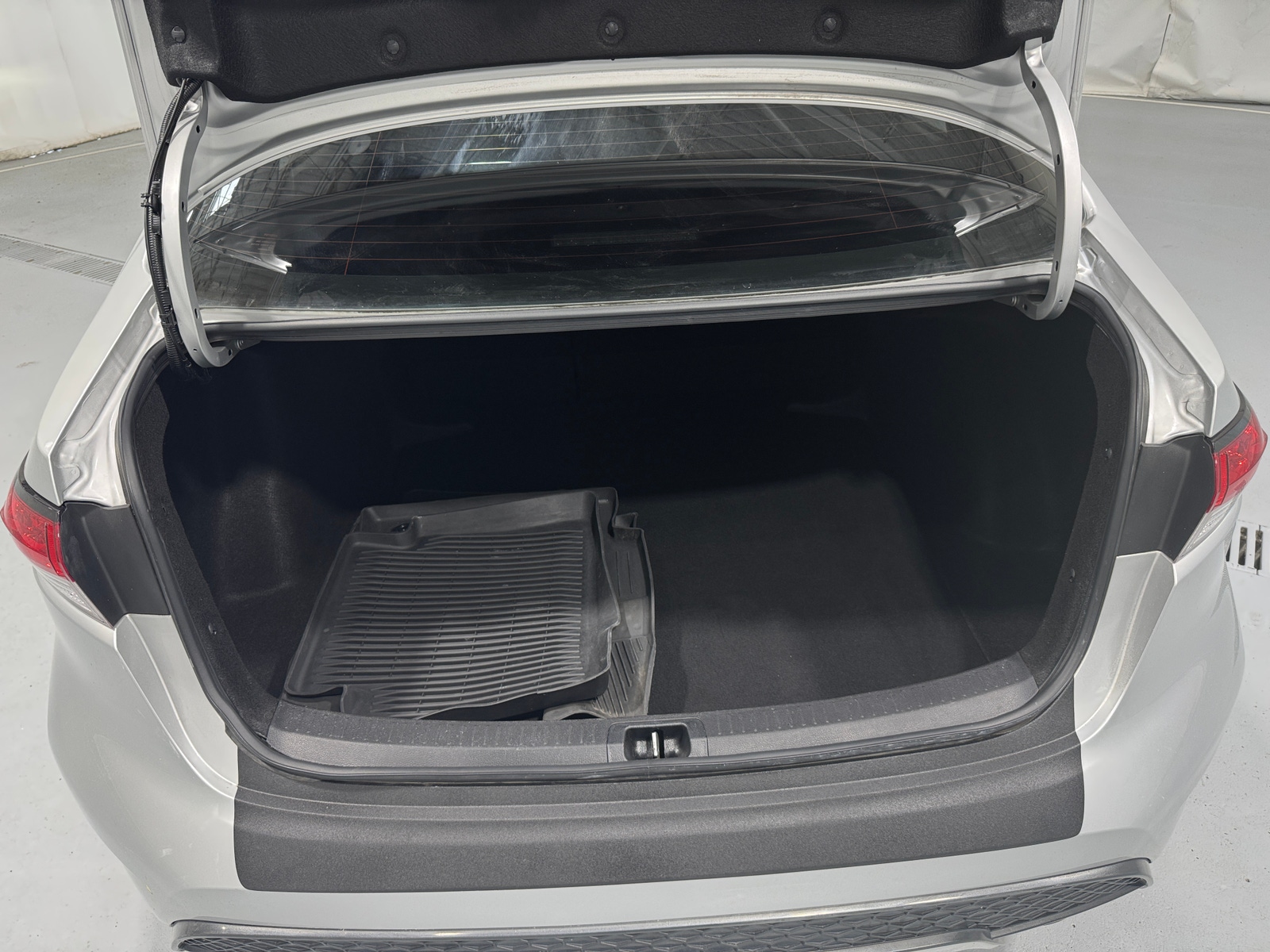 Thumbnail: 2022 Toyota Corolla - 7