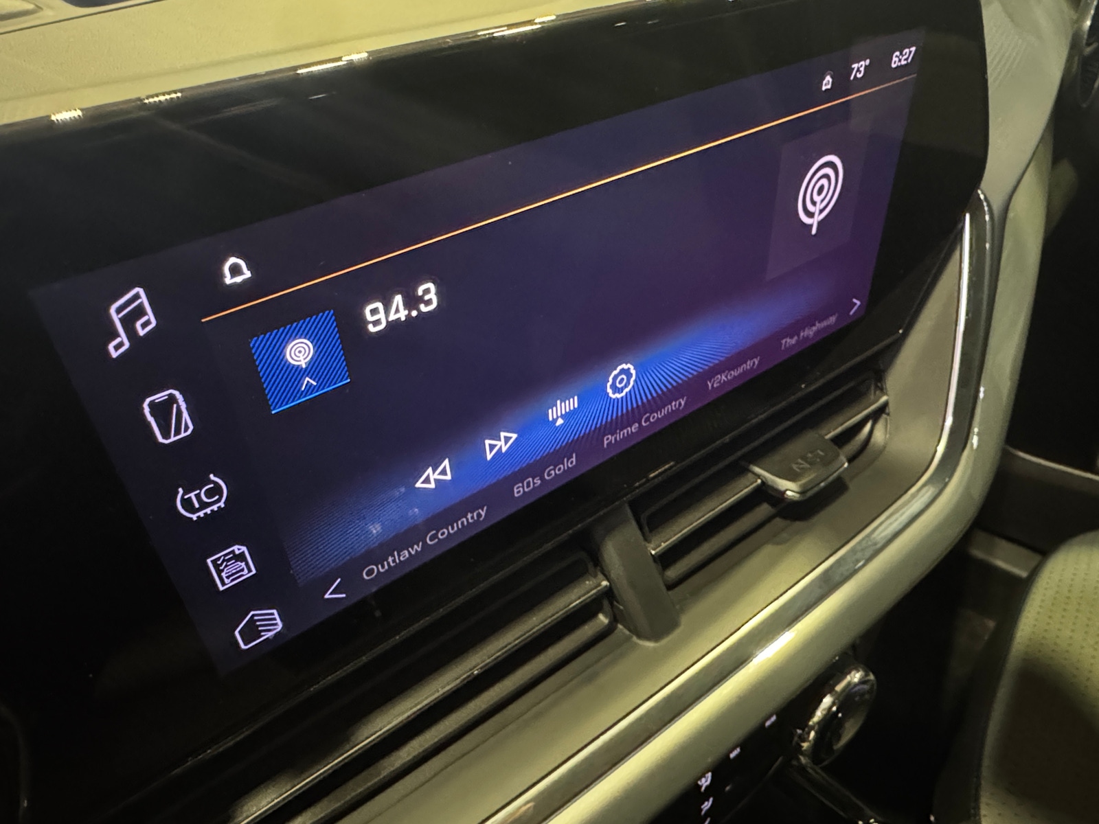 Thumbnail: 2025 Chevrolet Trax - 4