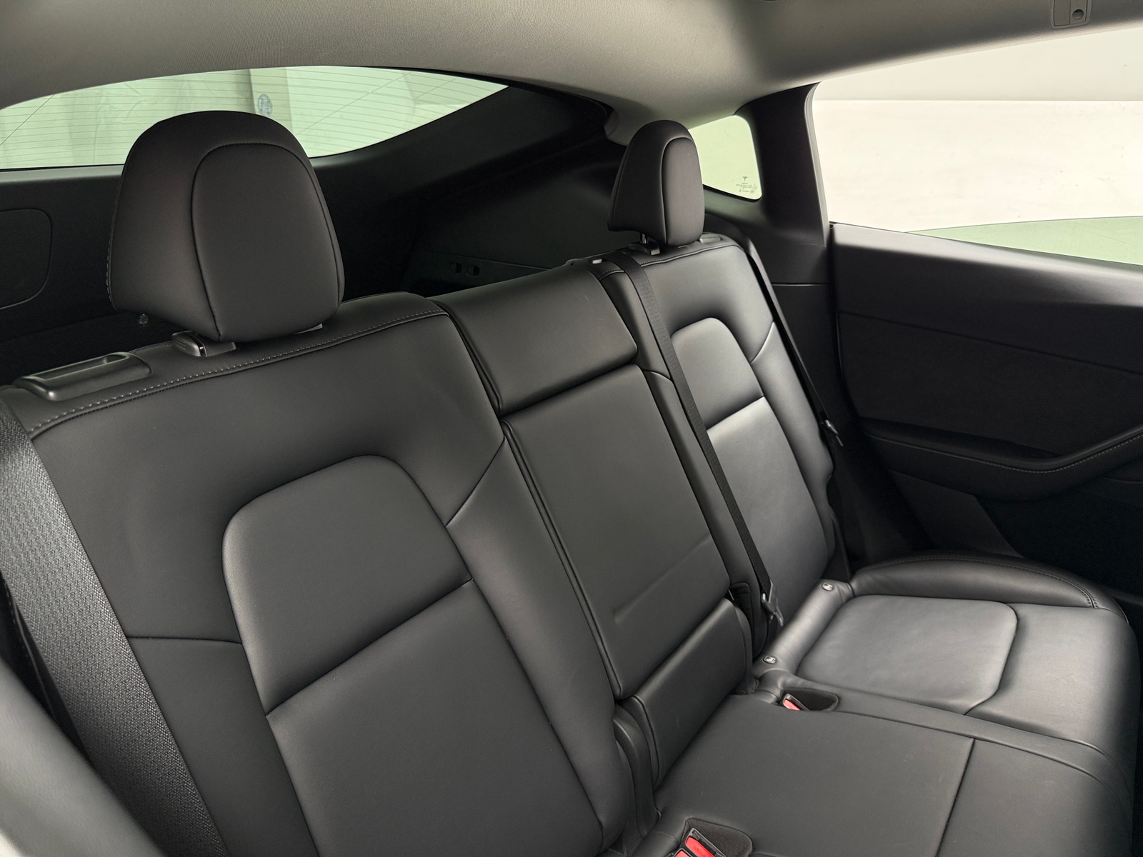 Thumbnail: 2022 Tesla Model Y - 5