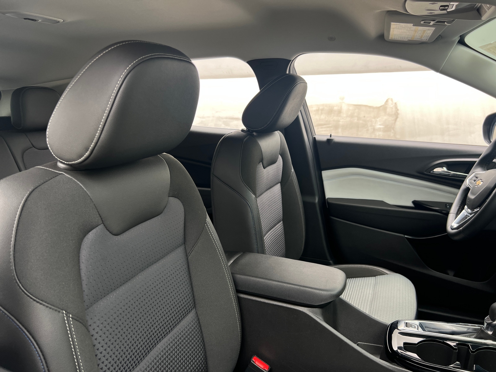 Thumbnail: 2025 Chevrolet Trax - 2