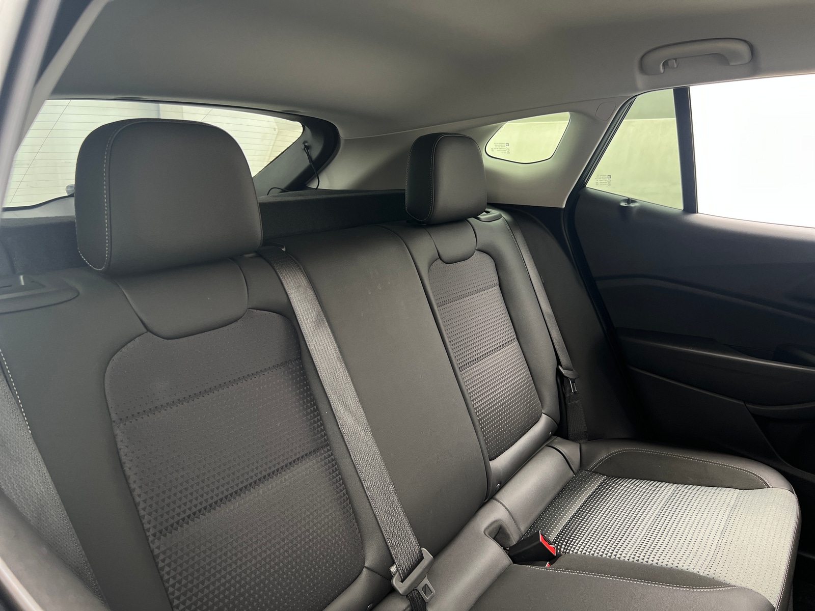 Thumbnail: 2025 Chevrolet Trax - 6