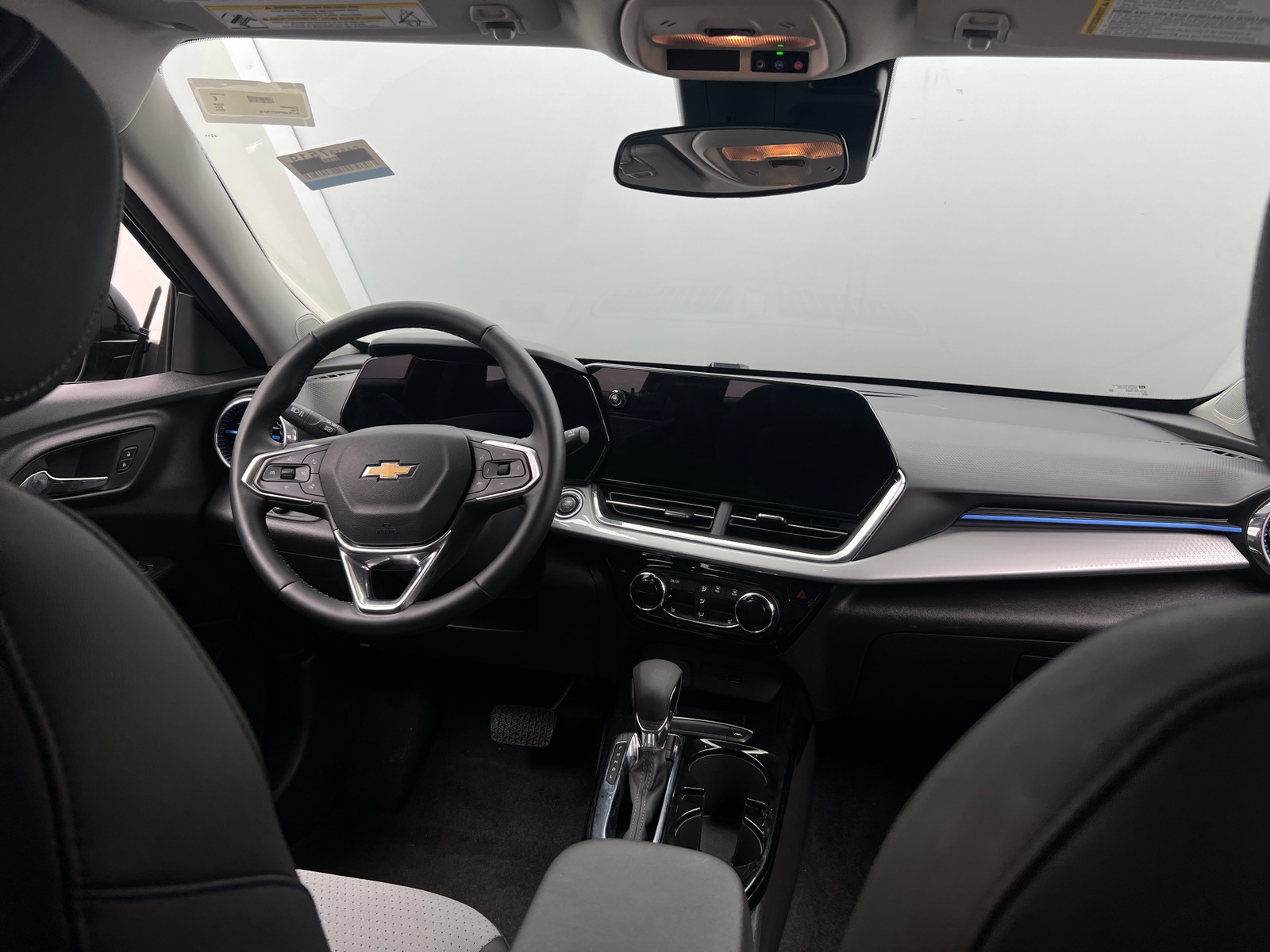 Thumbnail: 2025 Chevrolet Trax - 3