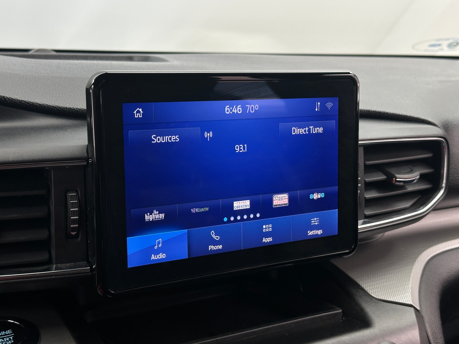 Thumbnail: 2020 Ford Explorer - 3