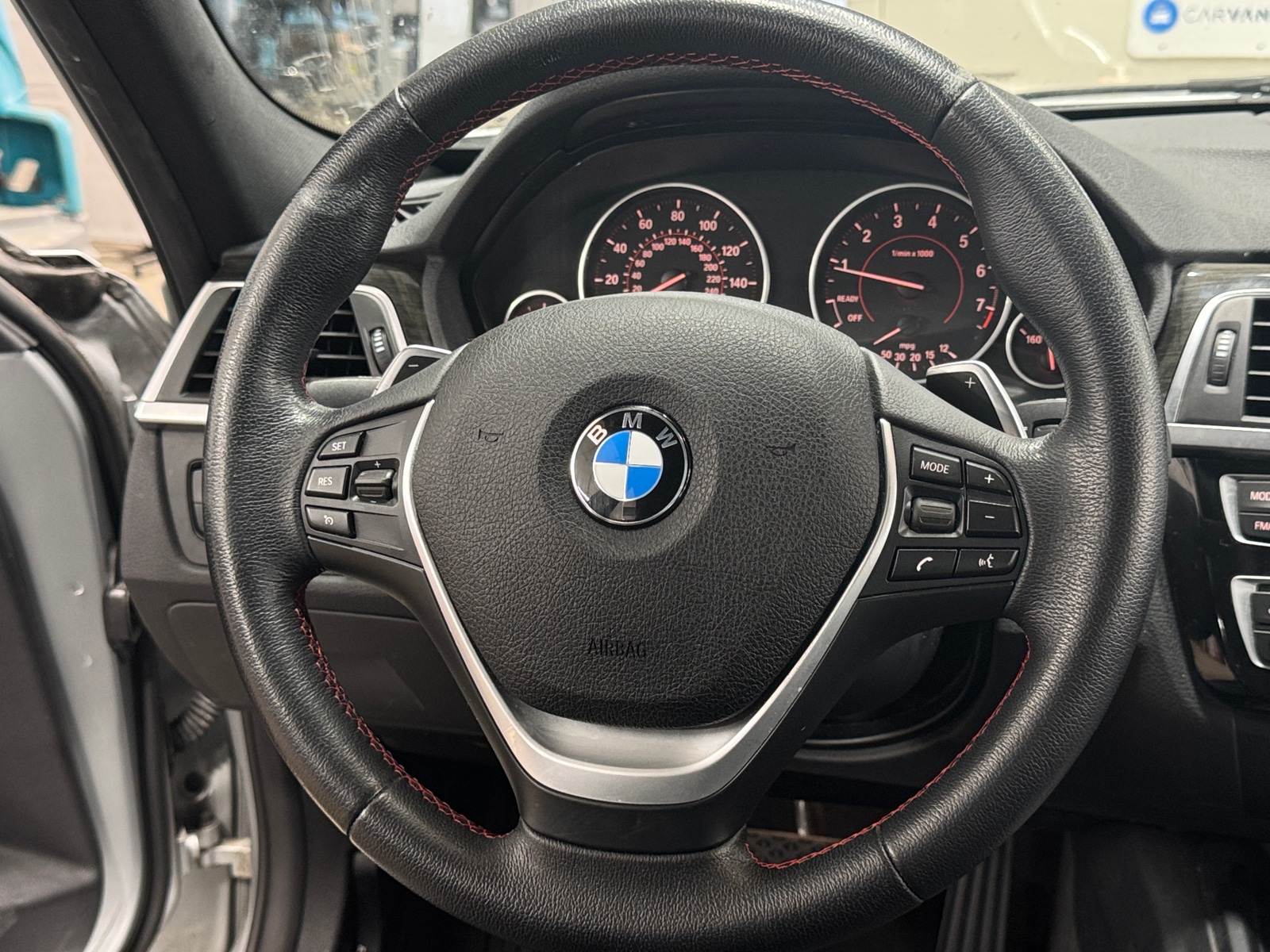 Thumbnail: 2017 BMW 3 Series - 4