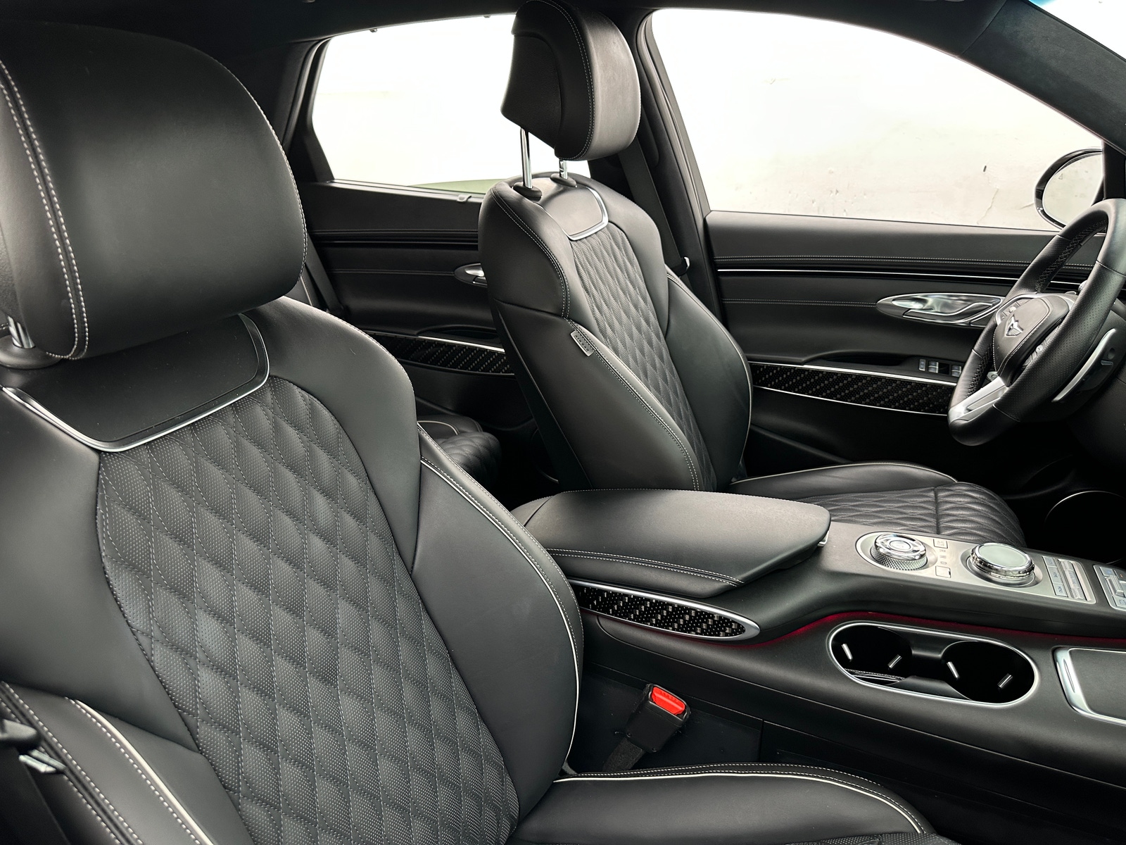 Thumbnail: 2023 Genesis GV70 - 2