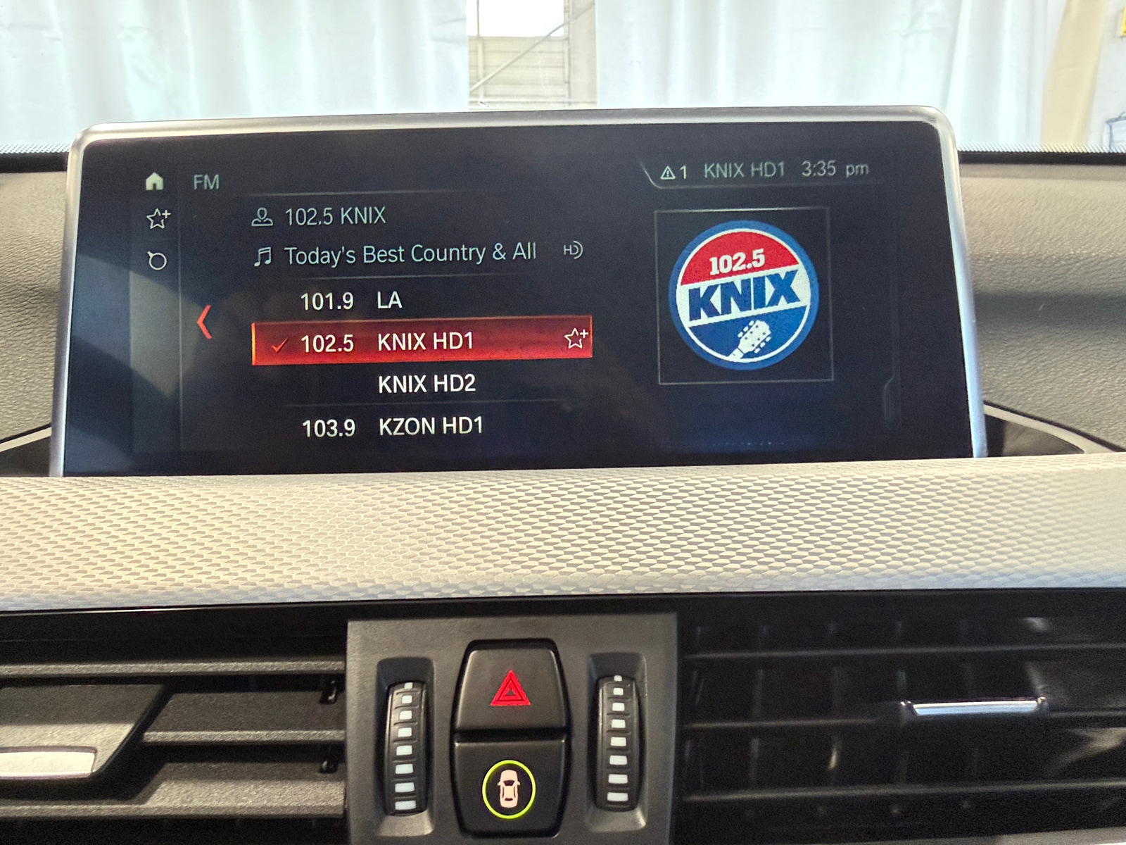 Thumbnail: 2018 BMW X1 - 3