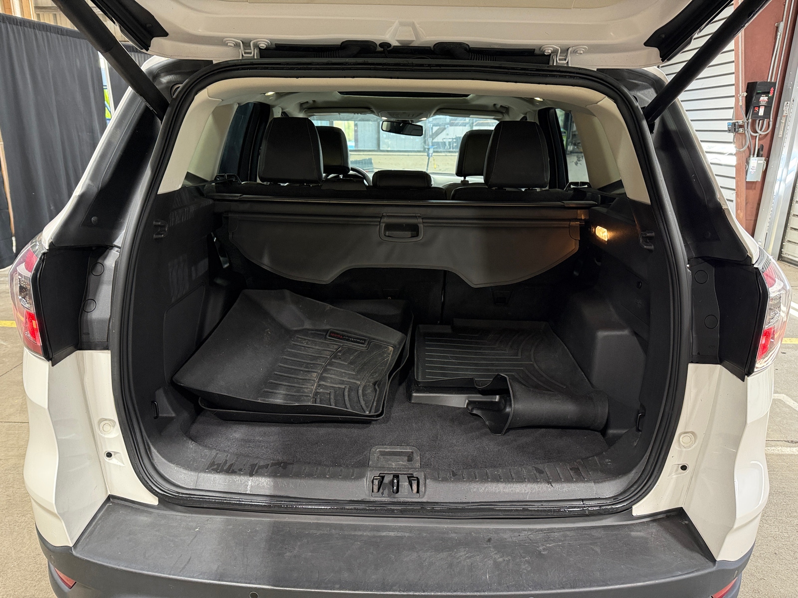 Thumbnail: 2017 Ford Escape - 6