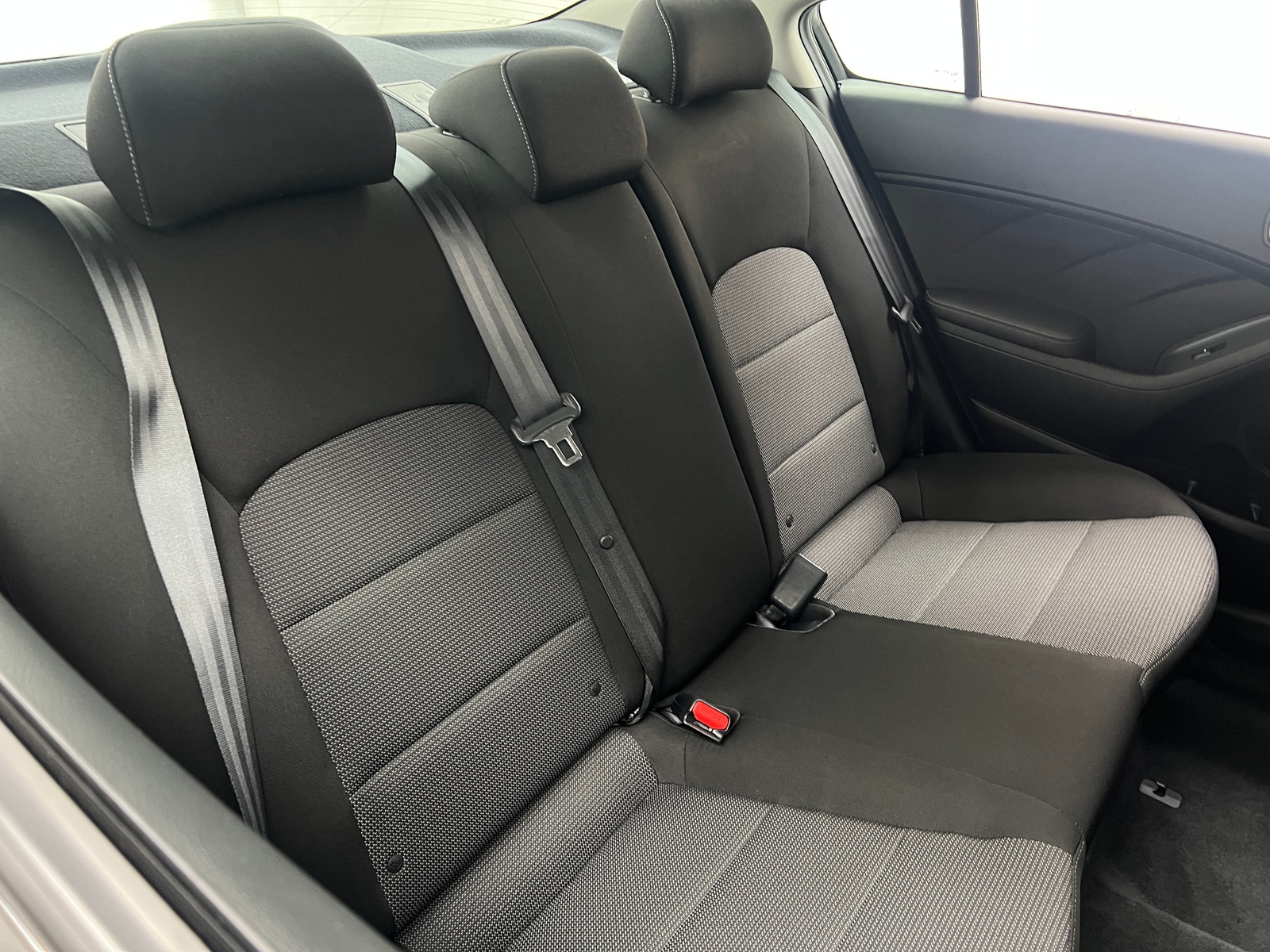 Thumbnail: 2018 Kia Forte - 6