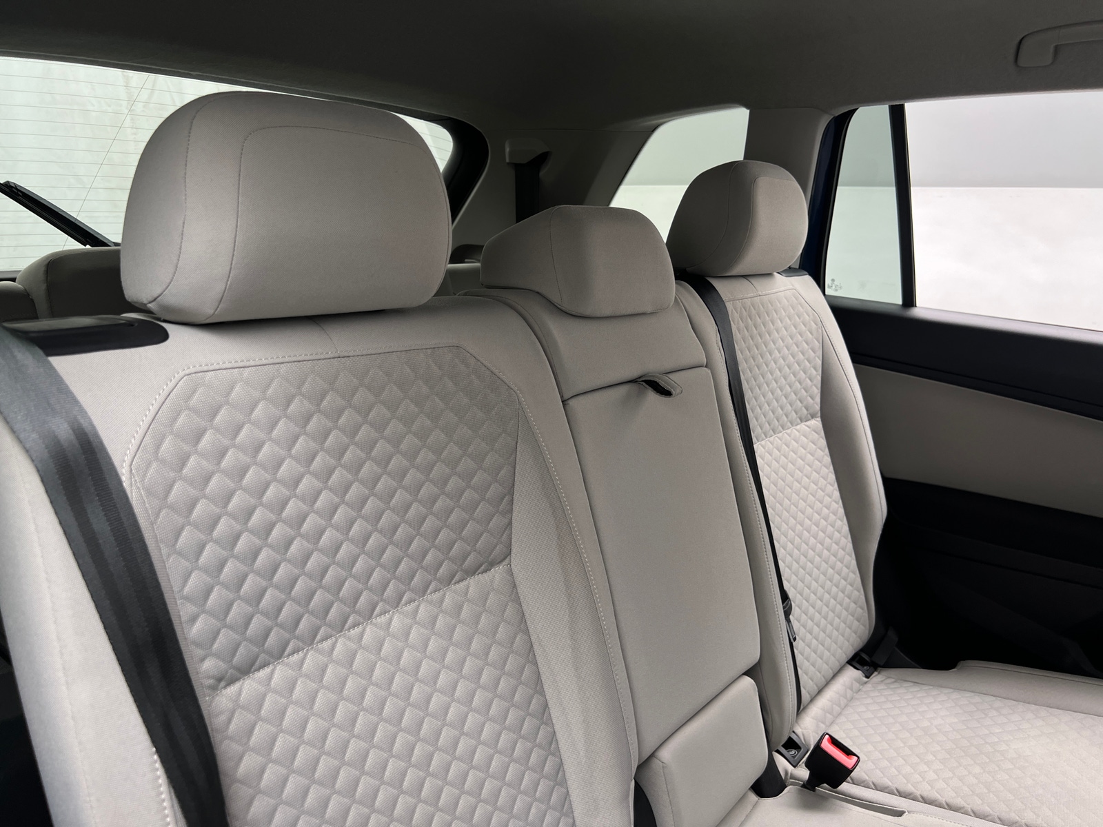 Thumbnail: 2018 Volkswagen Tiguan - 6