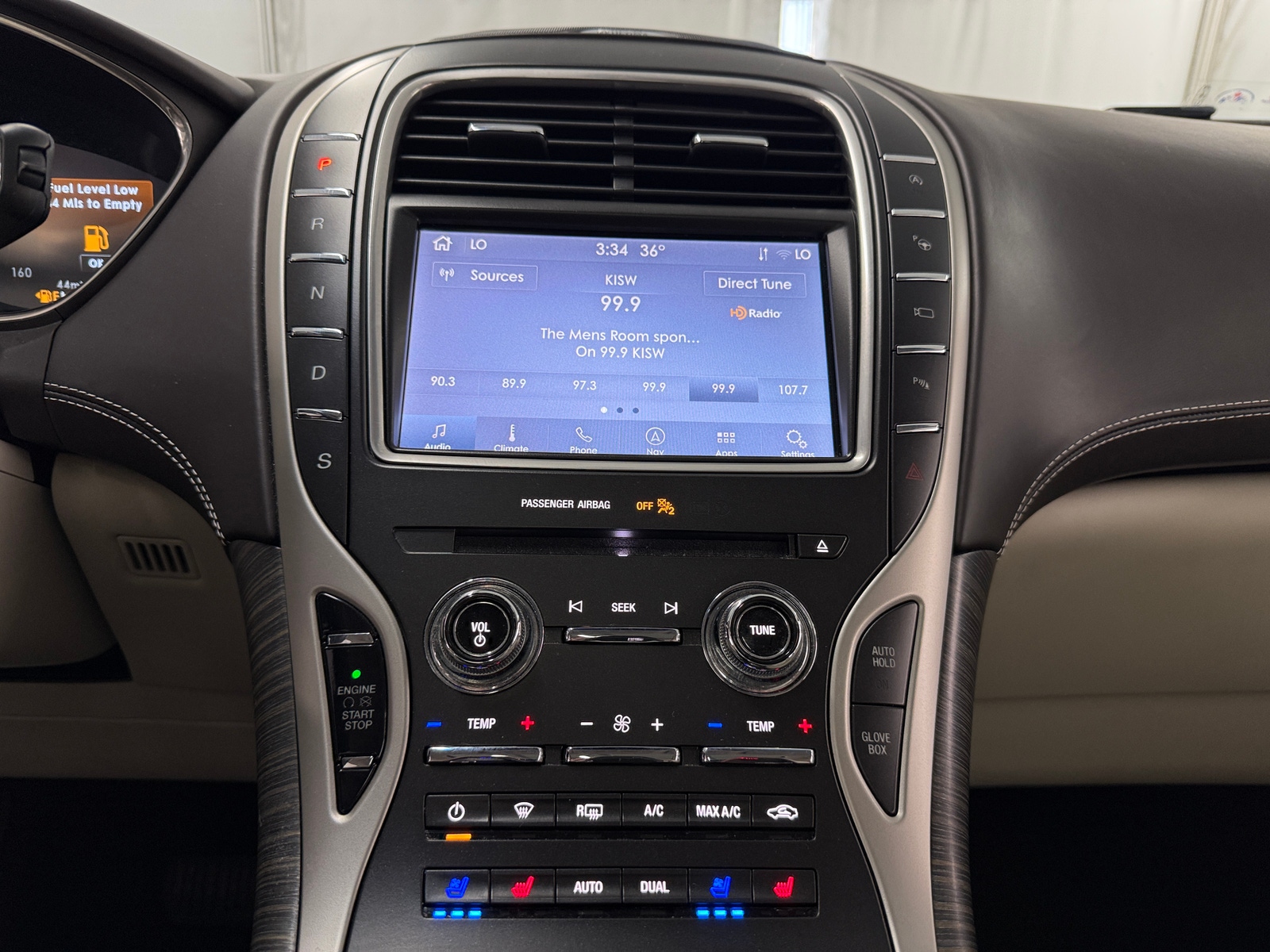 Thumbnail: 2020 Lincoln Nautilus - 3