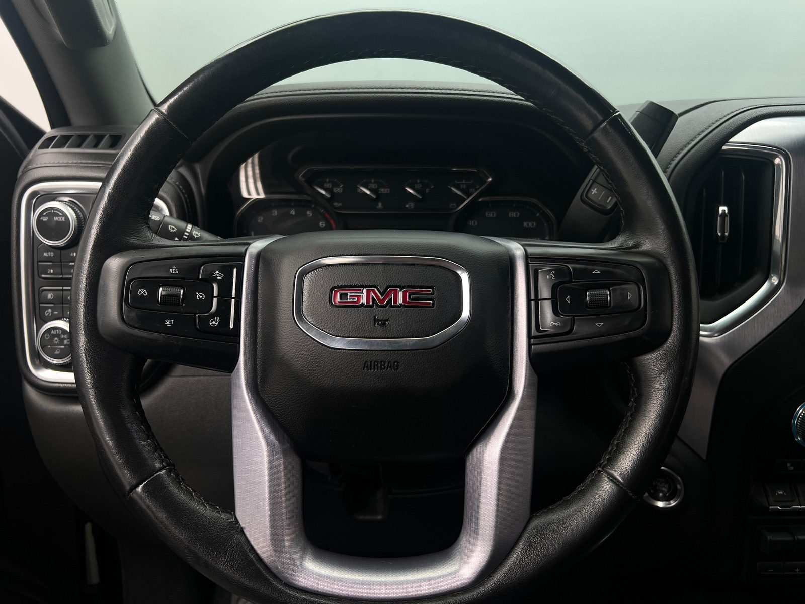 Thumbnail: 2020 GMC Sierra 1500 - 4