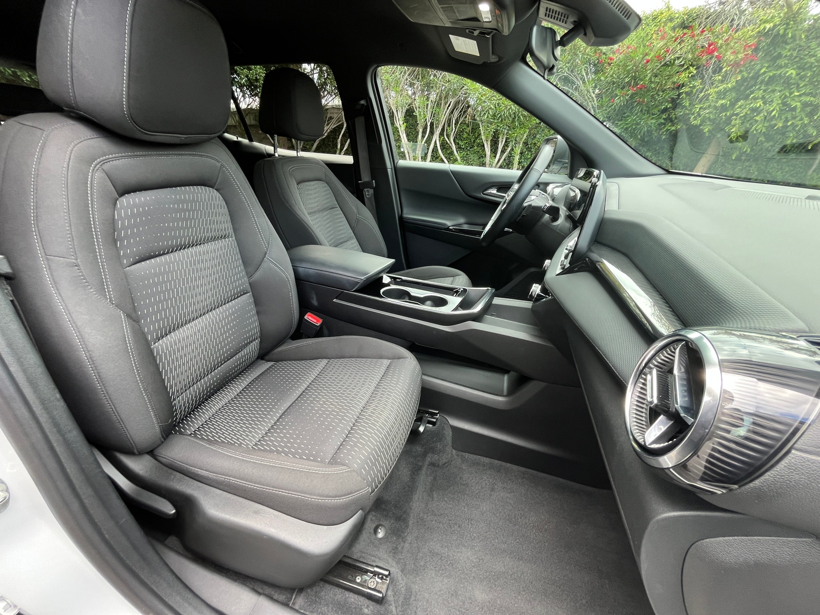 Thumbnail: 2025 Chevrolet Equinox - 2