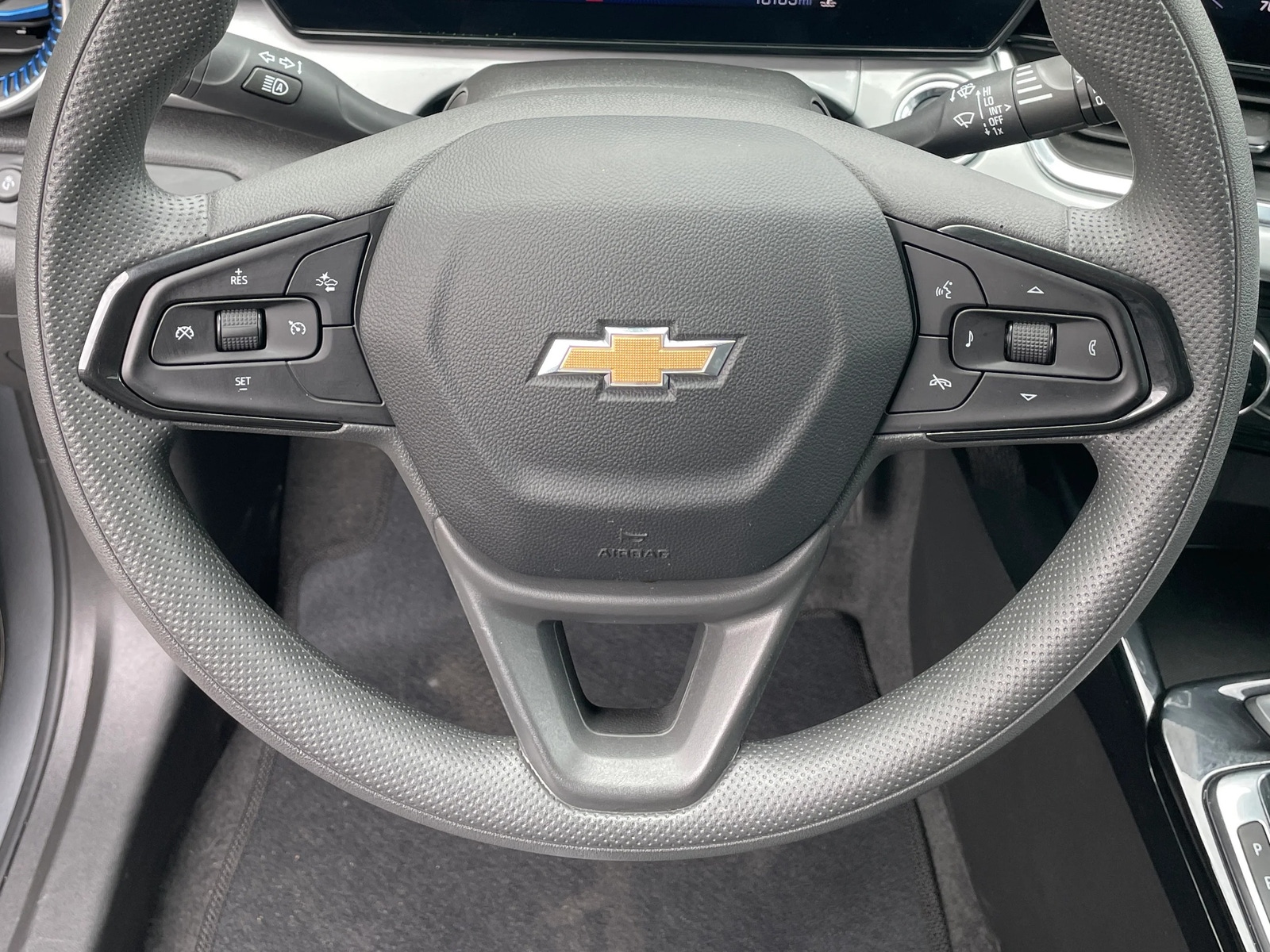 Thumbnail: 2025 Chevrolet Trax - 5