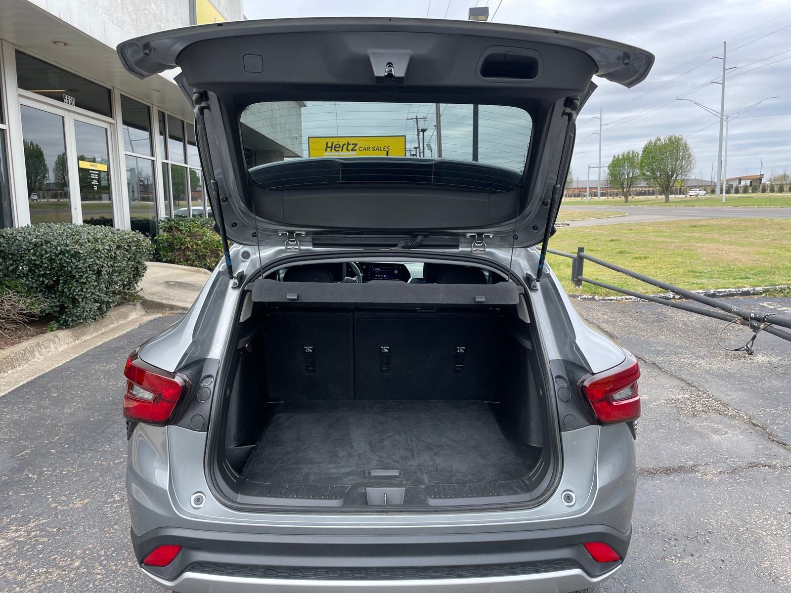 Thumbnail: 2025 Chevrolet Trax - 6