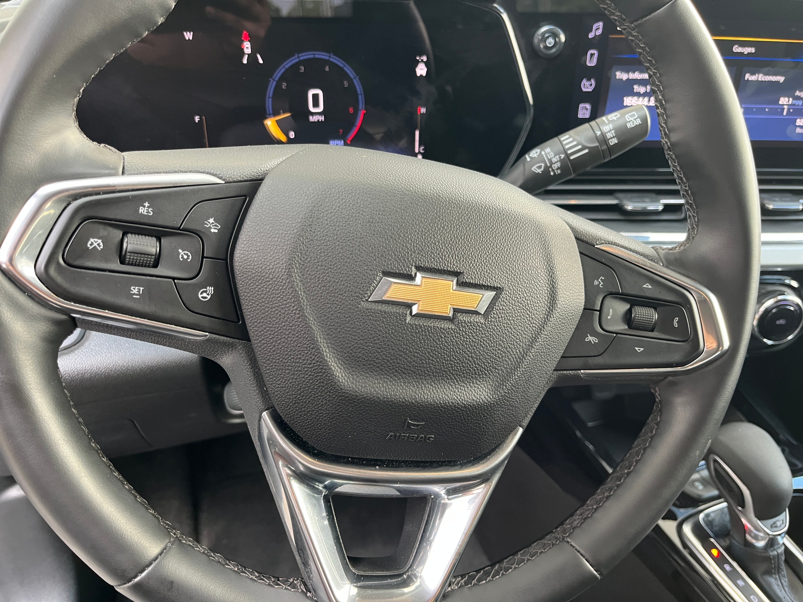 Thumbnail: 2025 Chevrolet Trax - 5