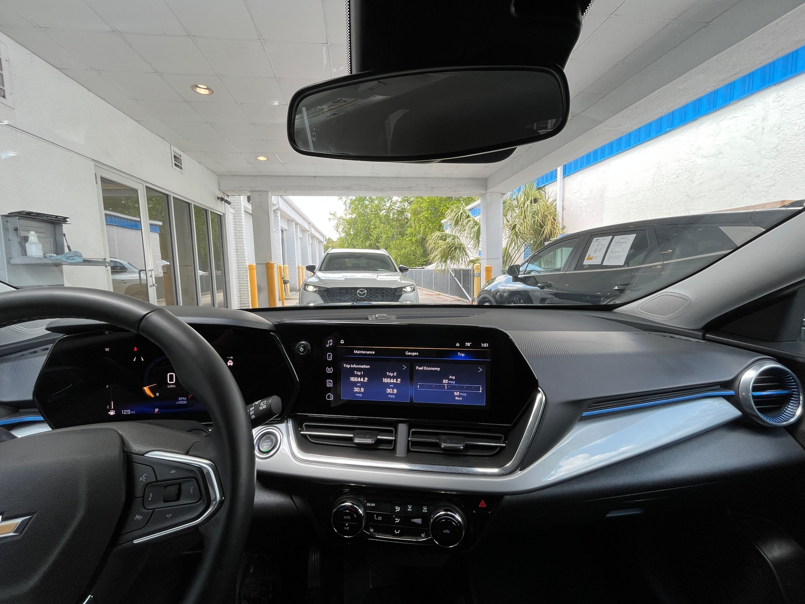 Thumbnail: 2025 Chevrolet Trax - 3