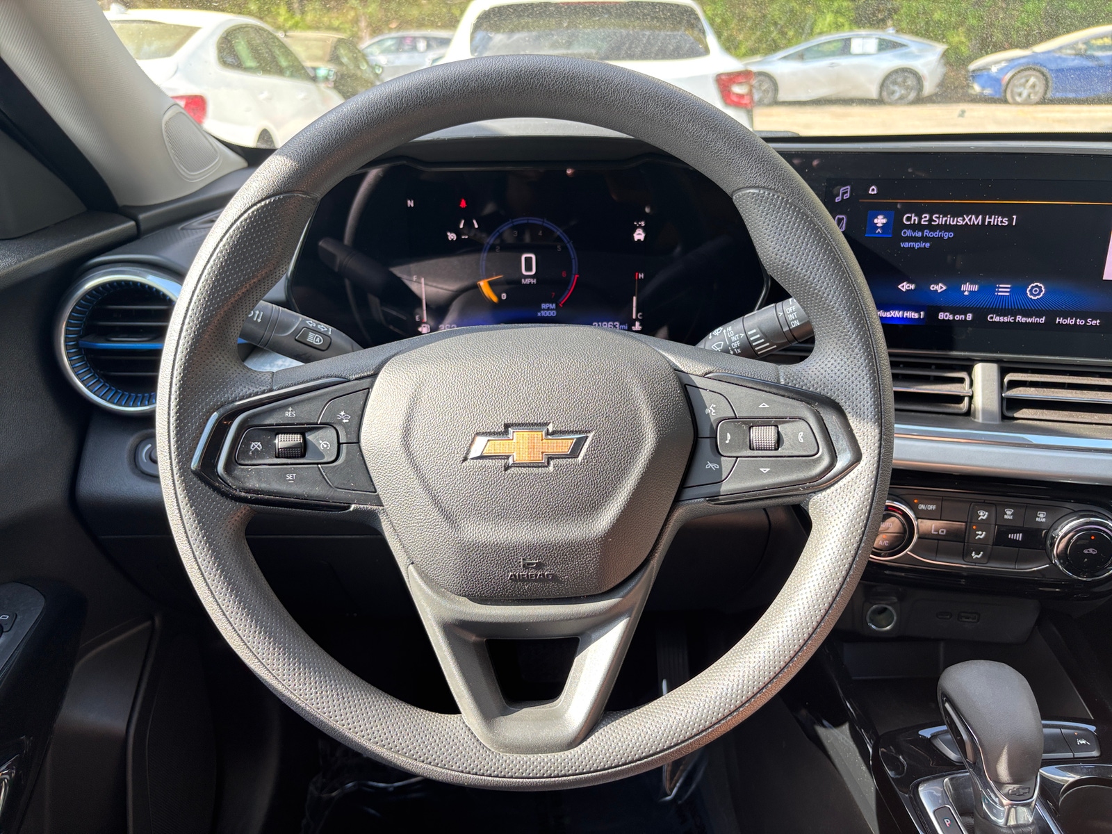 Thumbnail: 2025 Chevrolet Trax - 5