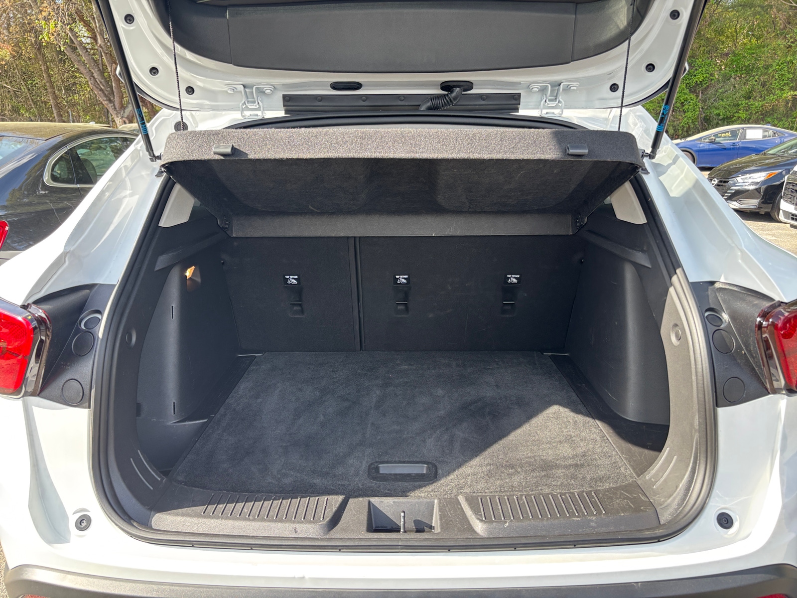 Thumbnail: 2025 Chevrolet Trax - 6