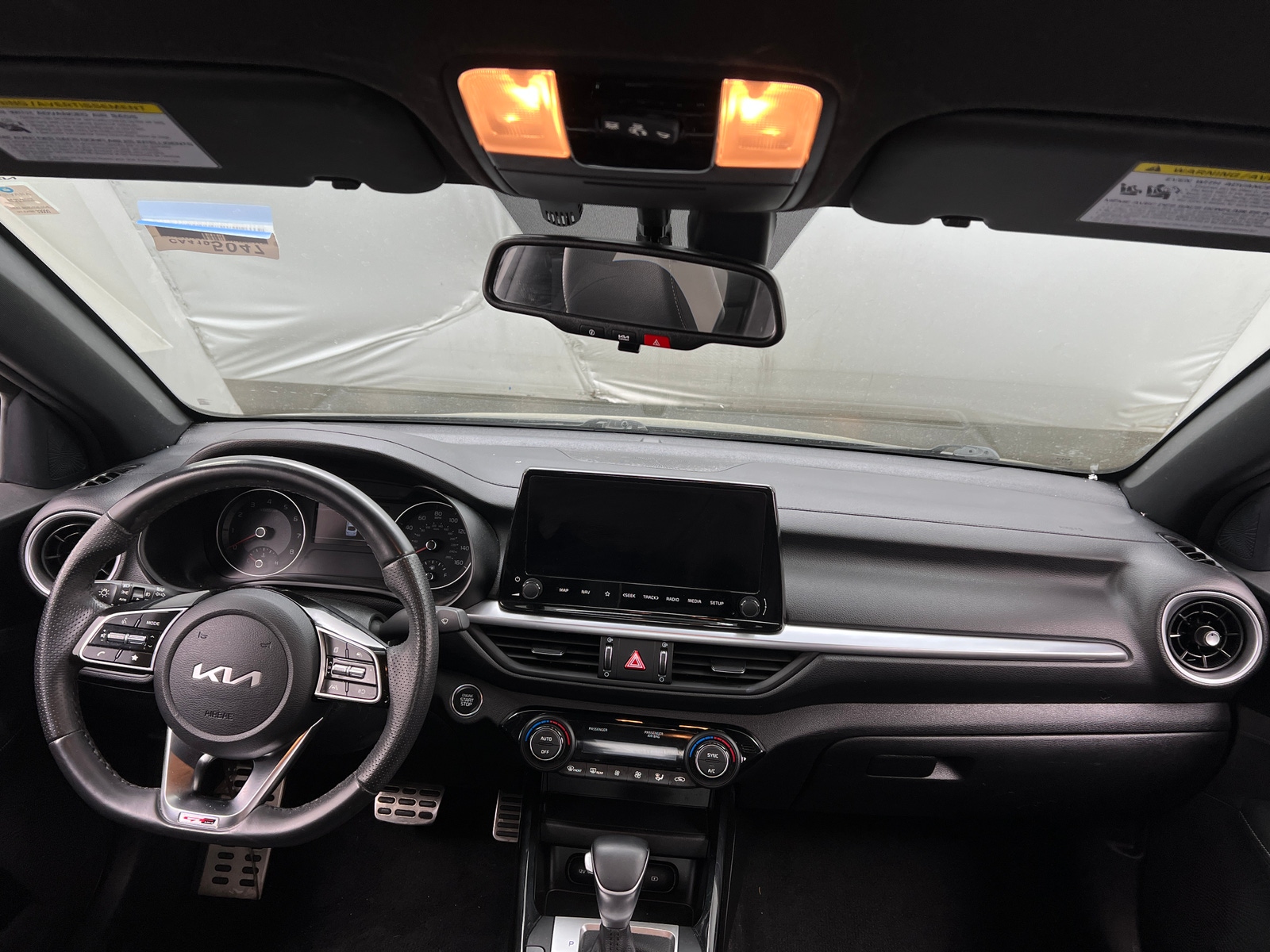 Thumbnail: 2023 Kia Forte - 3