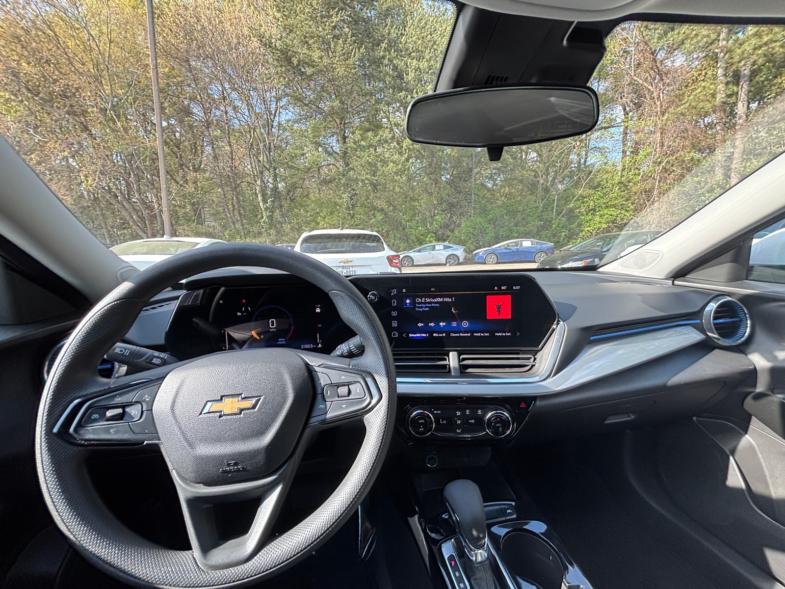 Thumbnail: 2025 Chevrolet Trax - 3