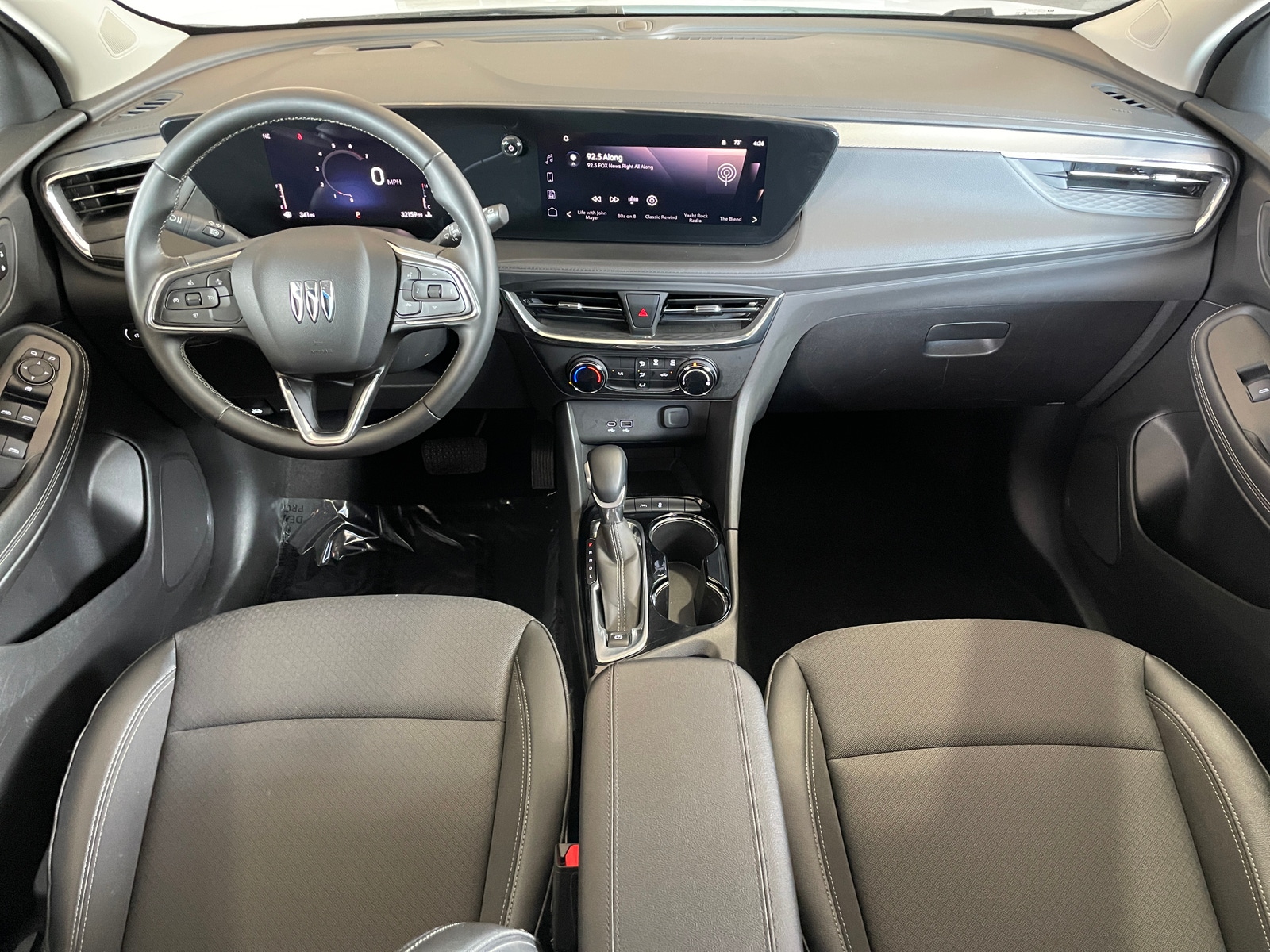 Thumbnail: 2025 Buick Encore GX - 3