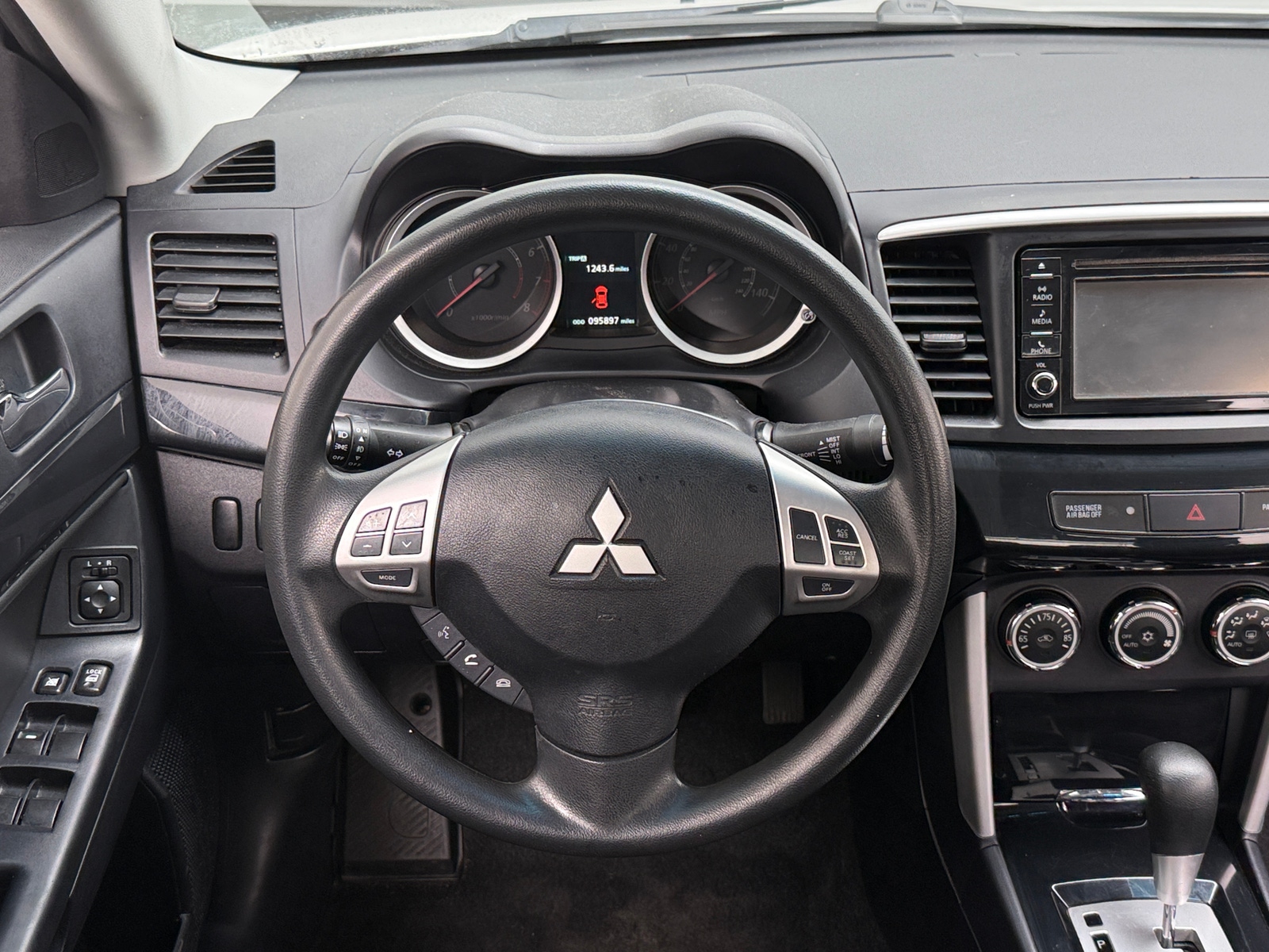 Thumbnail: 2017 Mitsubishi Lancer - 5