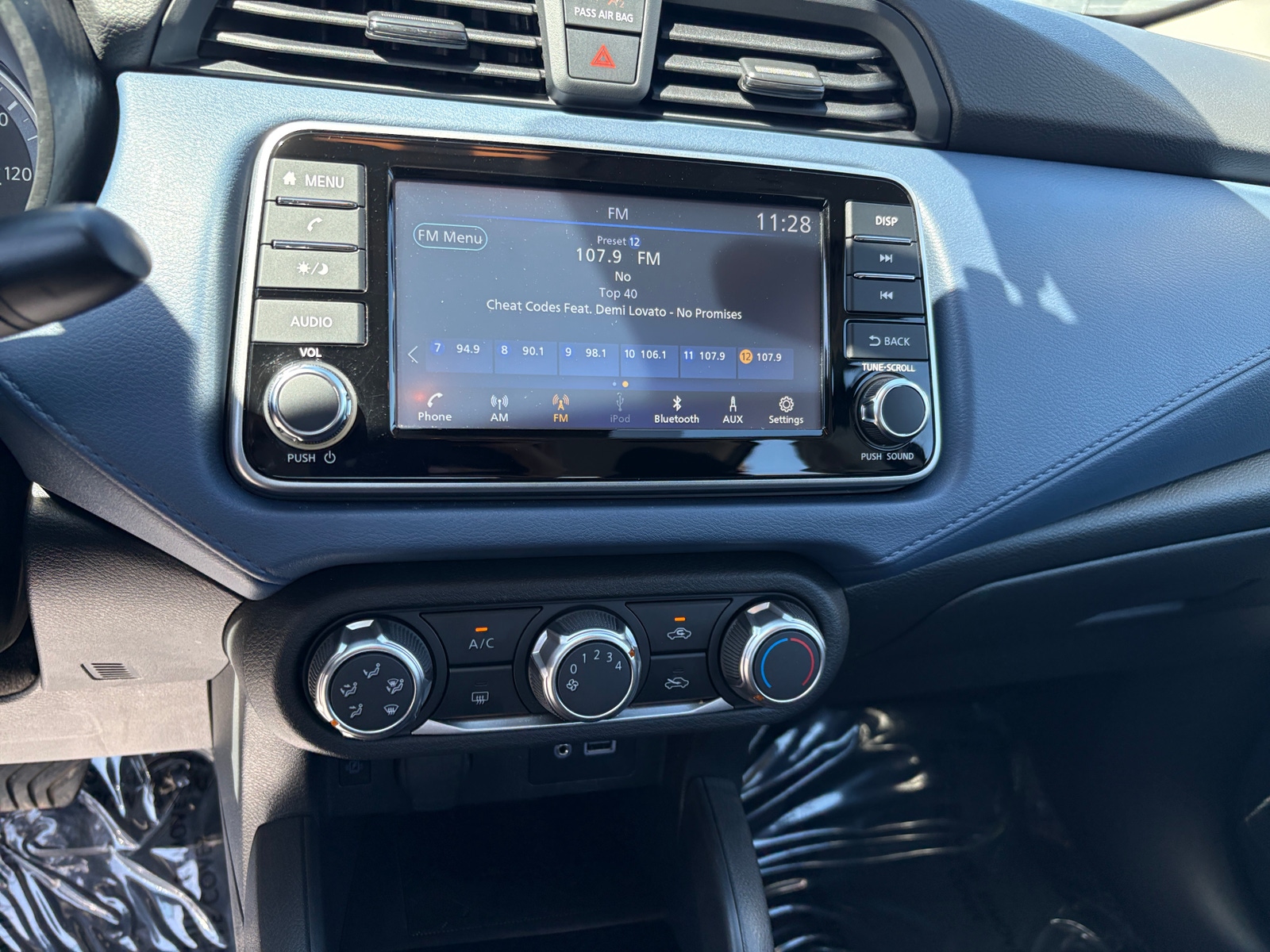 Thumbnail: 2025 Nissan Versa - 4