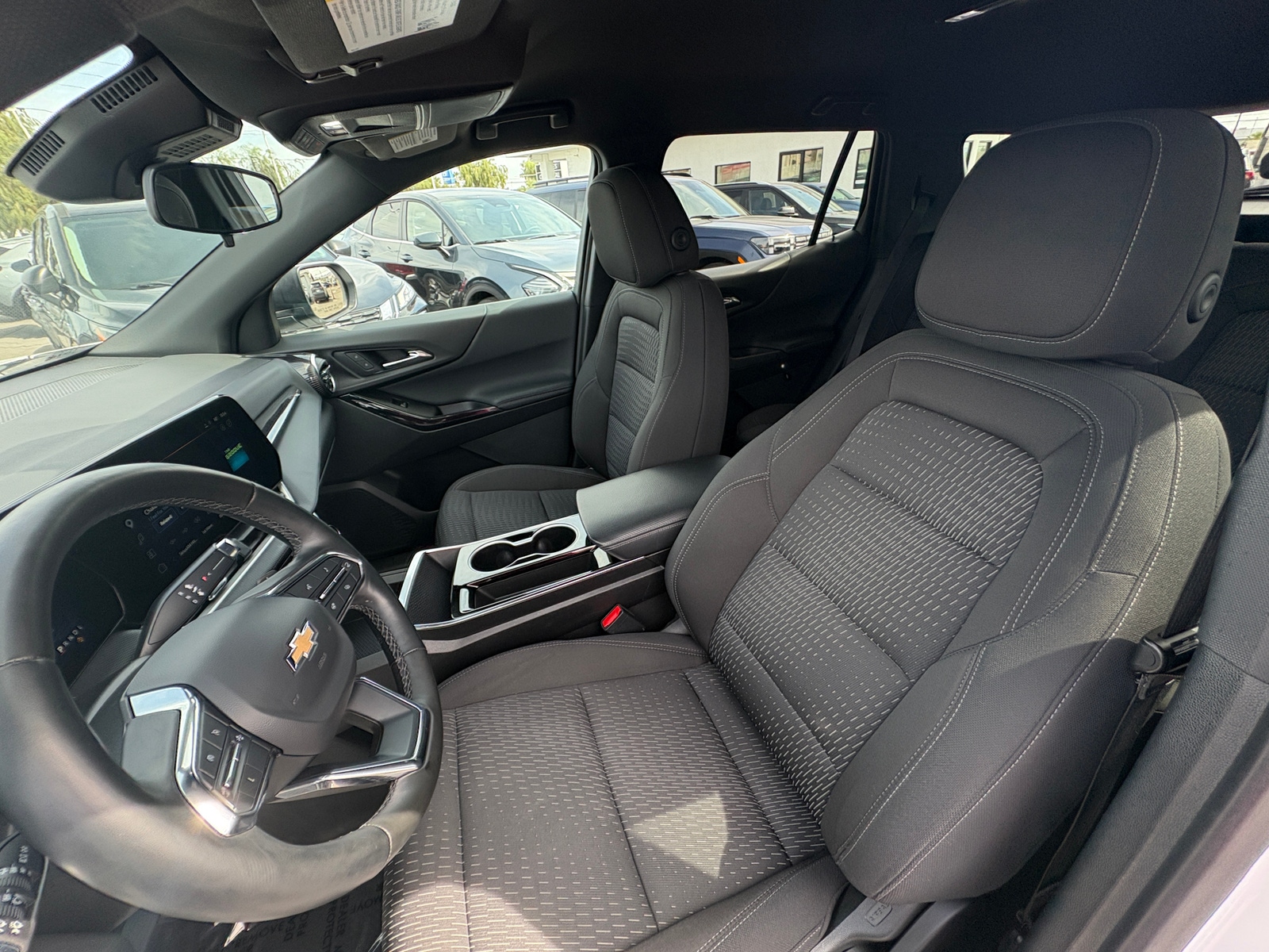 Thumbnail: 2025 Chevrolet Equinox - 2