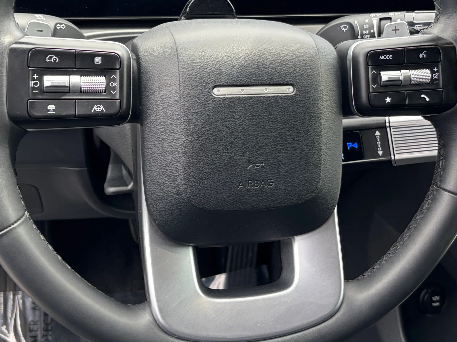 Thumbnail: 2025 Hyundai Santa Fe - 4