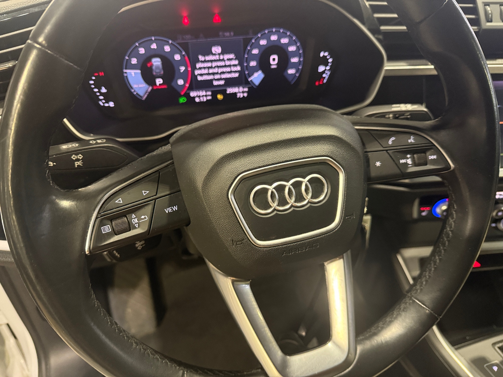 Thumbnail: 2021 Audi Q3 - 4