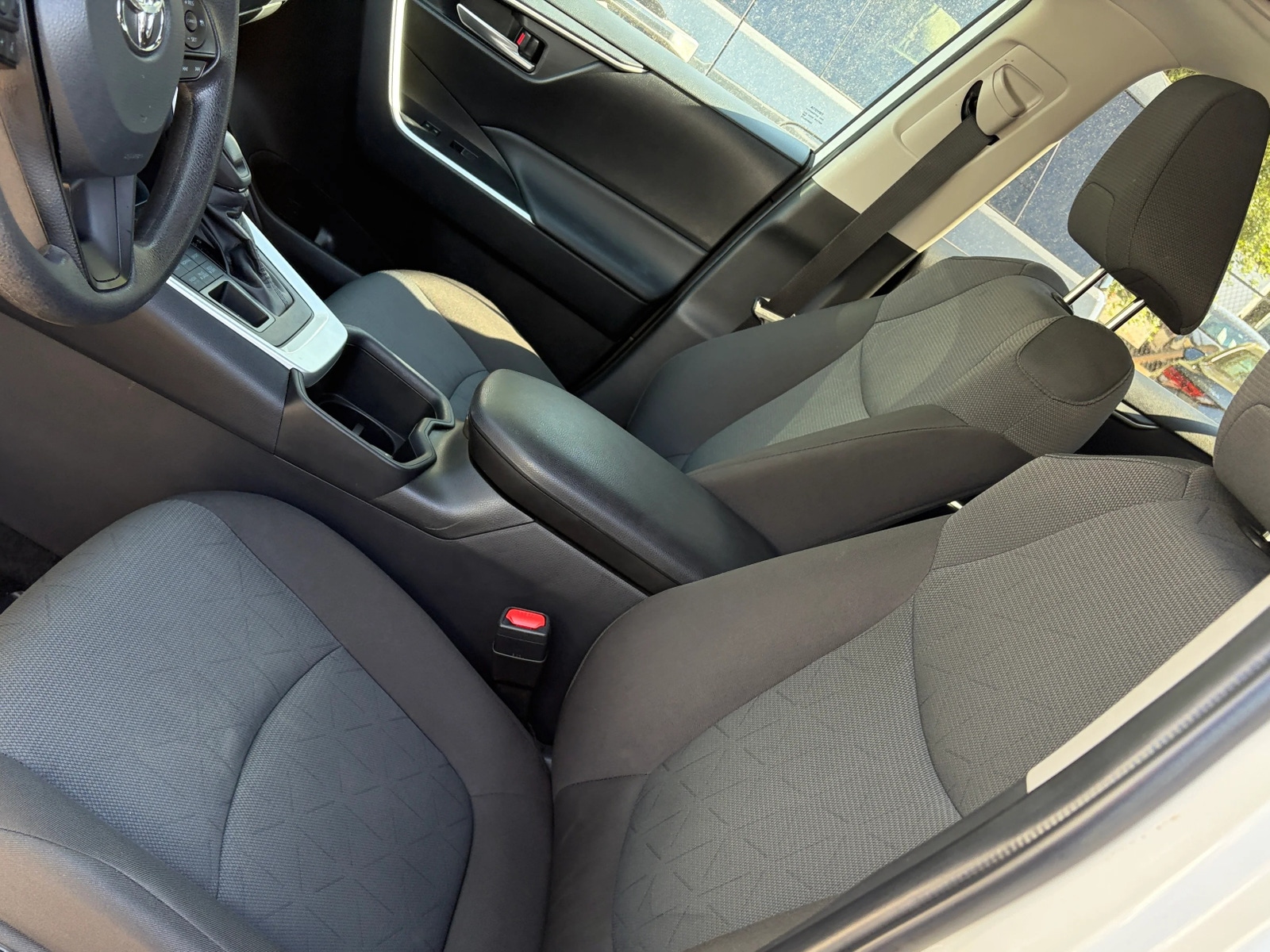 Thumbnail: 2025 Toyota RAV4 - 2