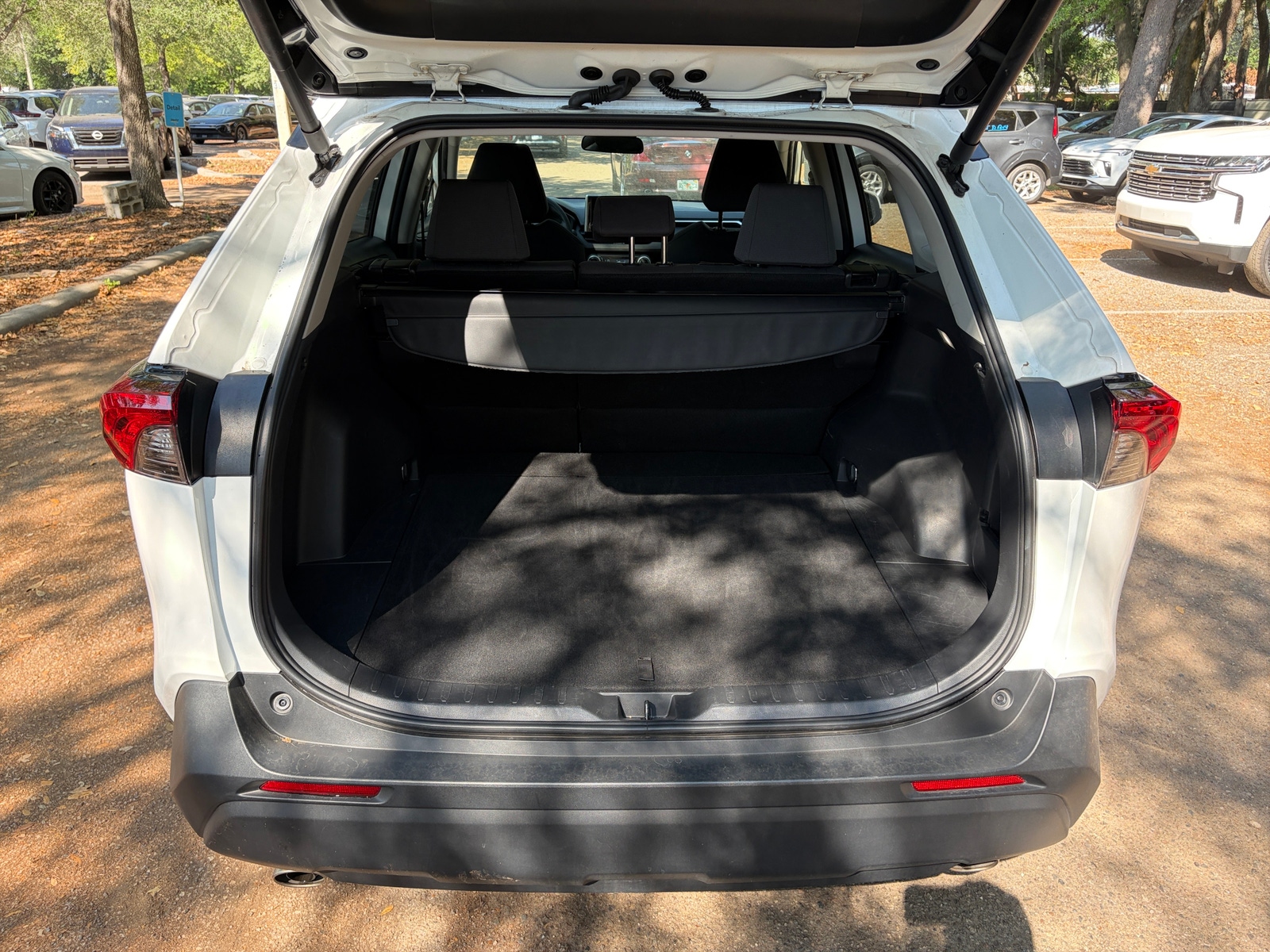 Thumbnail: 2025 Toyota RAV4 - 5