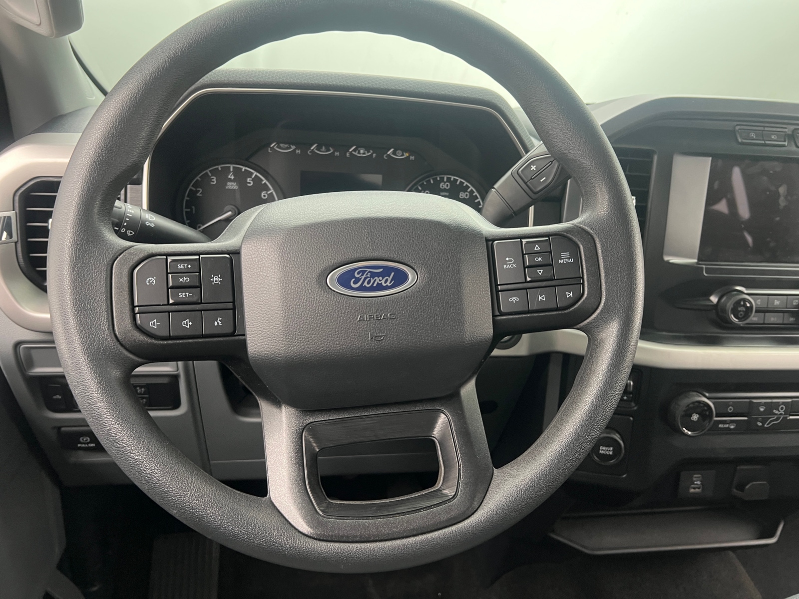 Thumbnail: 2022 Ford Econoline - 5