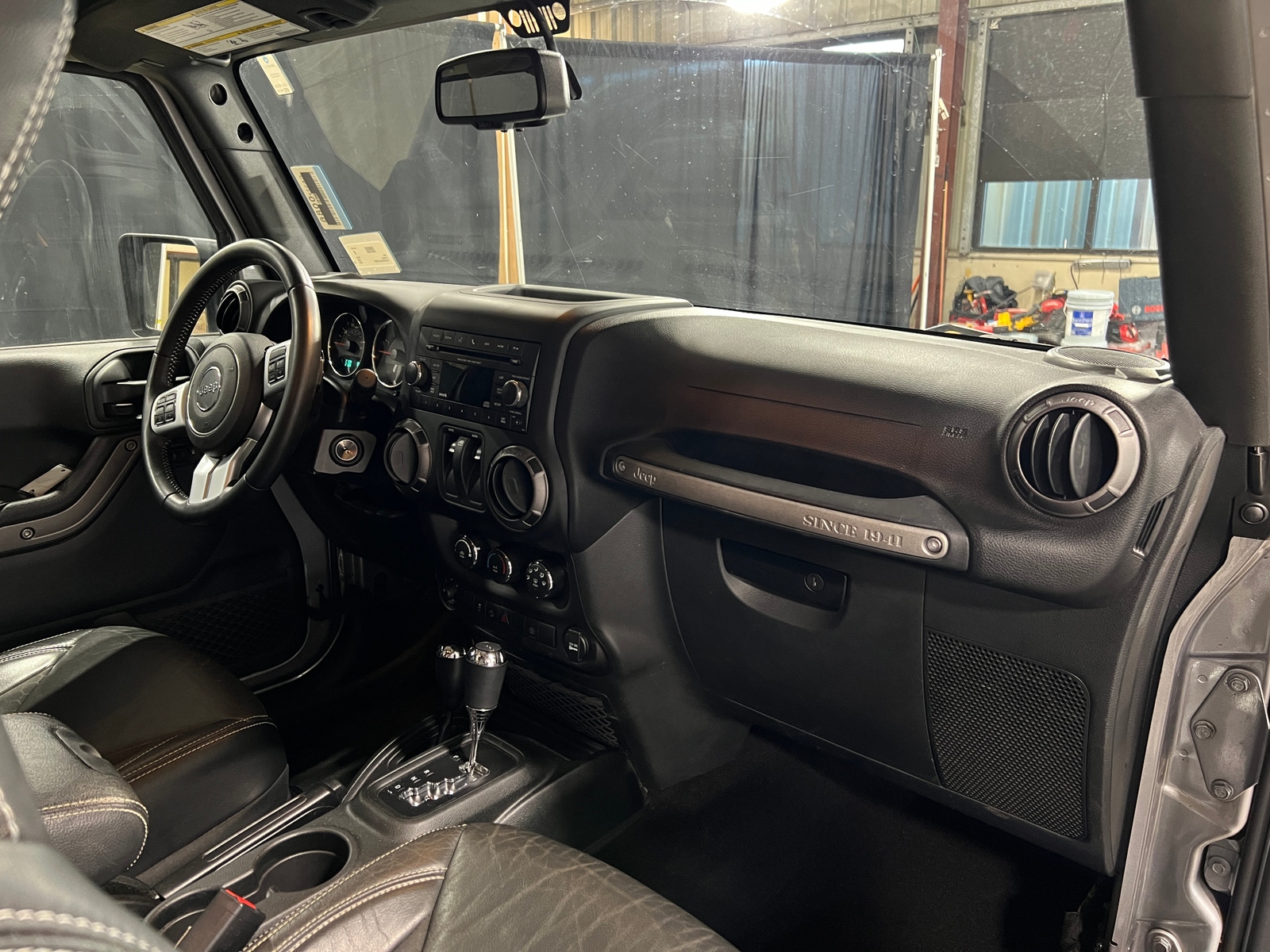 Thumbnail: 2018 Jeep Wrangler - 3