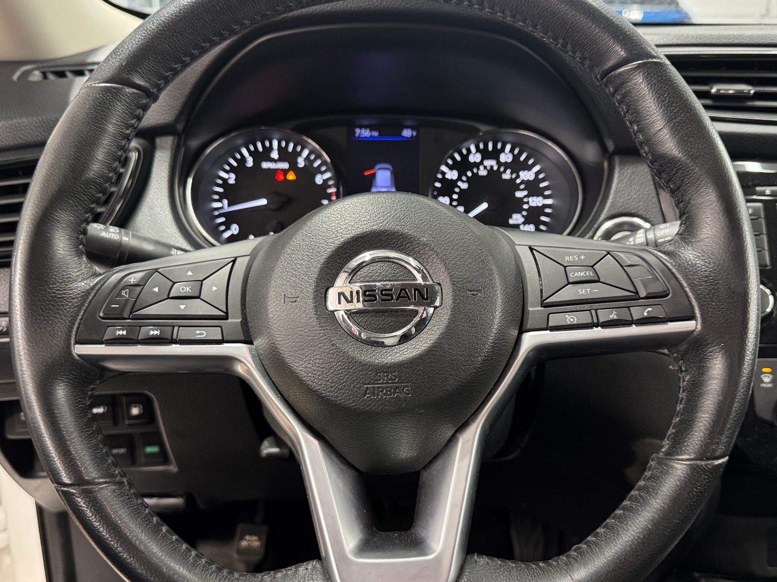 Thumbnail: 2018 Nissan Rogue - 5