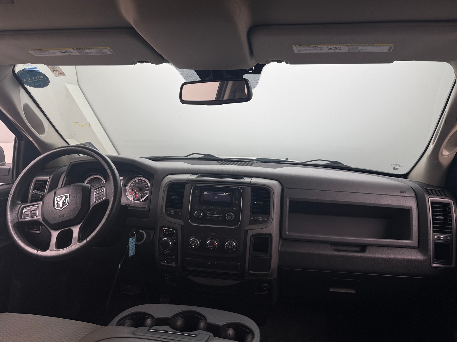 Thumbnail: 2019 RAM 1500 Classic - 3